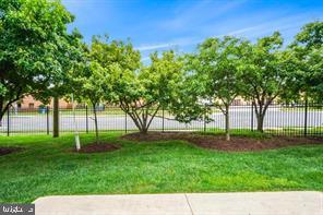 PARKSIDE AT DULLES - Residential