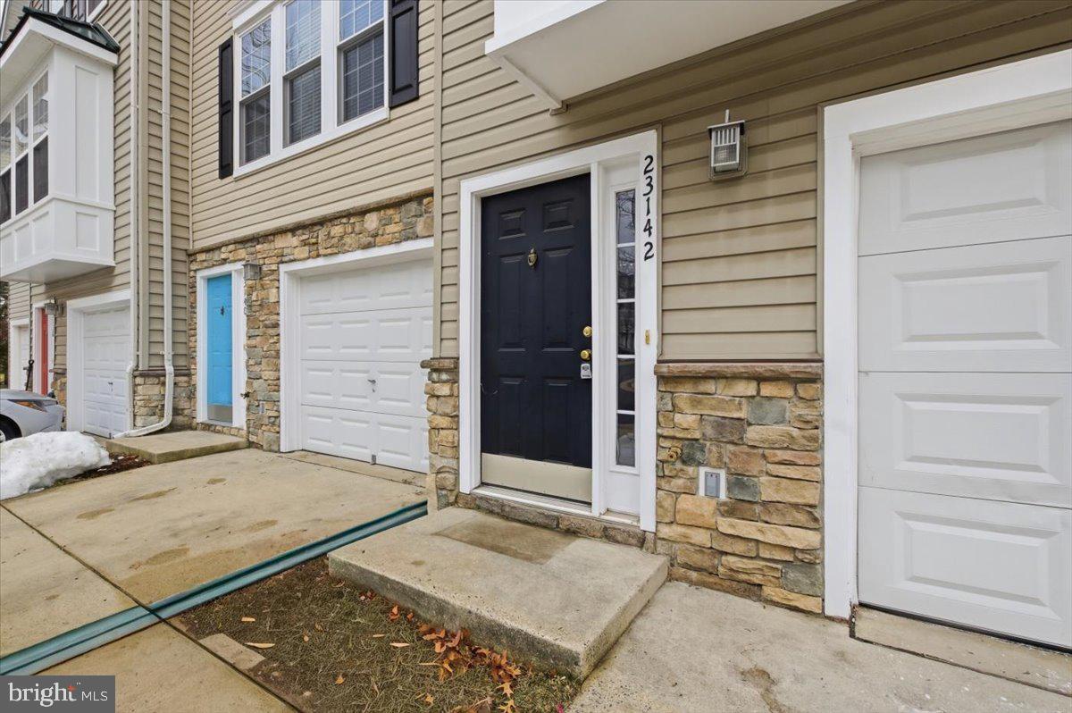 PARKSIDE AT DULLES - Residential