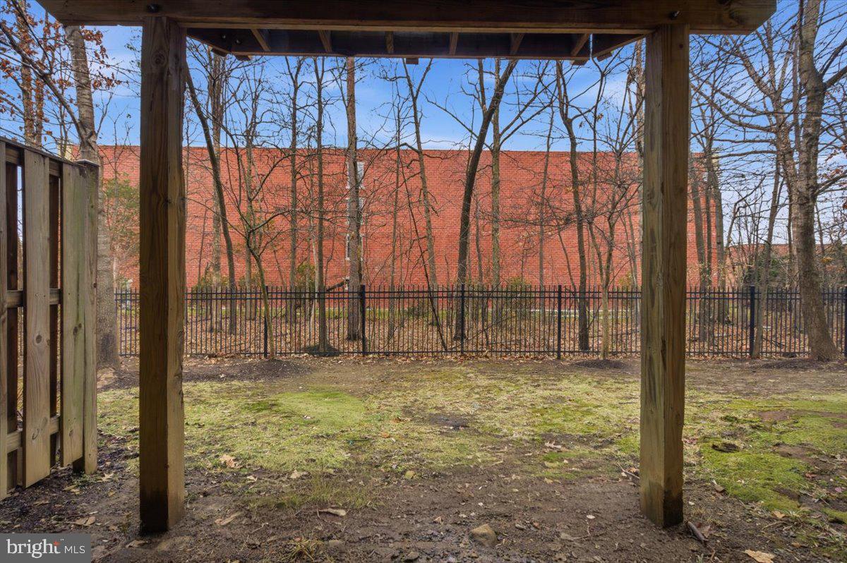 PARKSIDE AT DULLES - Residential