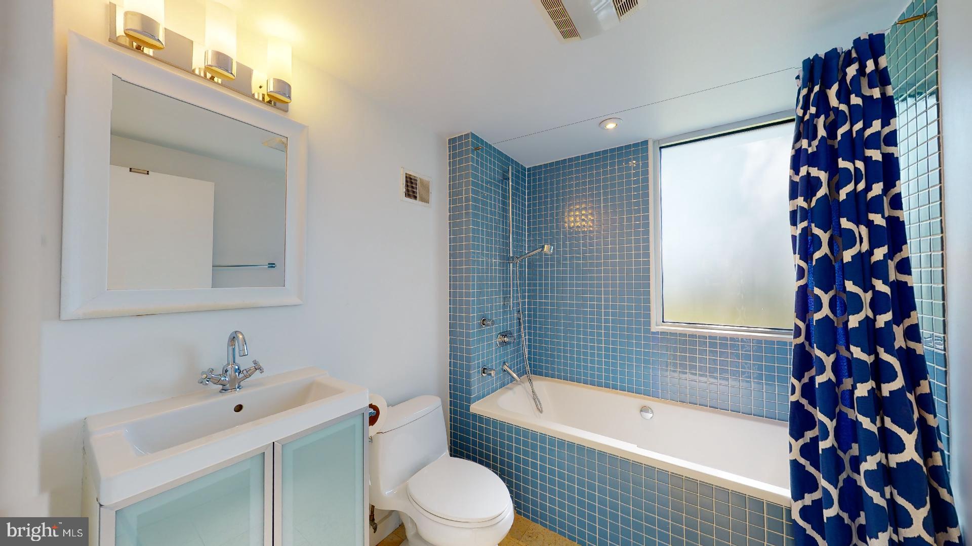 DEL RAY - Residential Lease