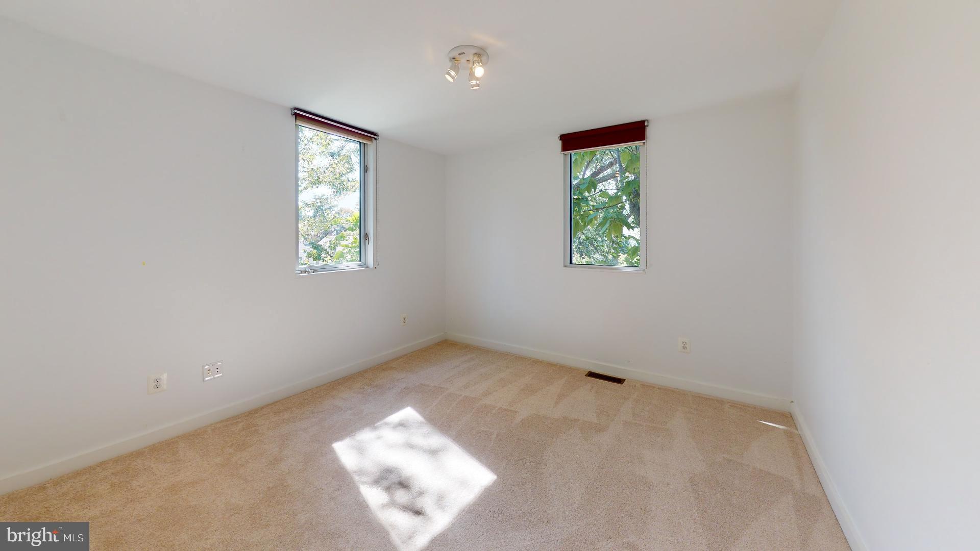 DEL RAY - Residential Lease