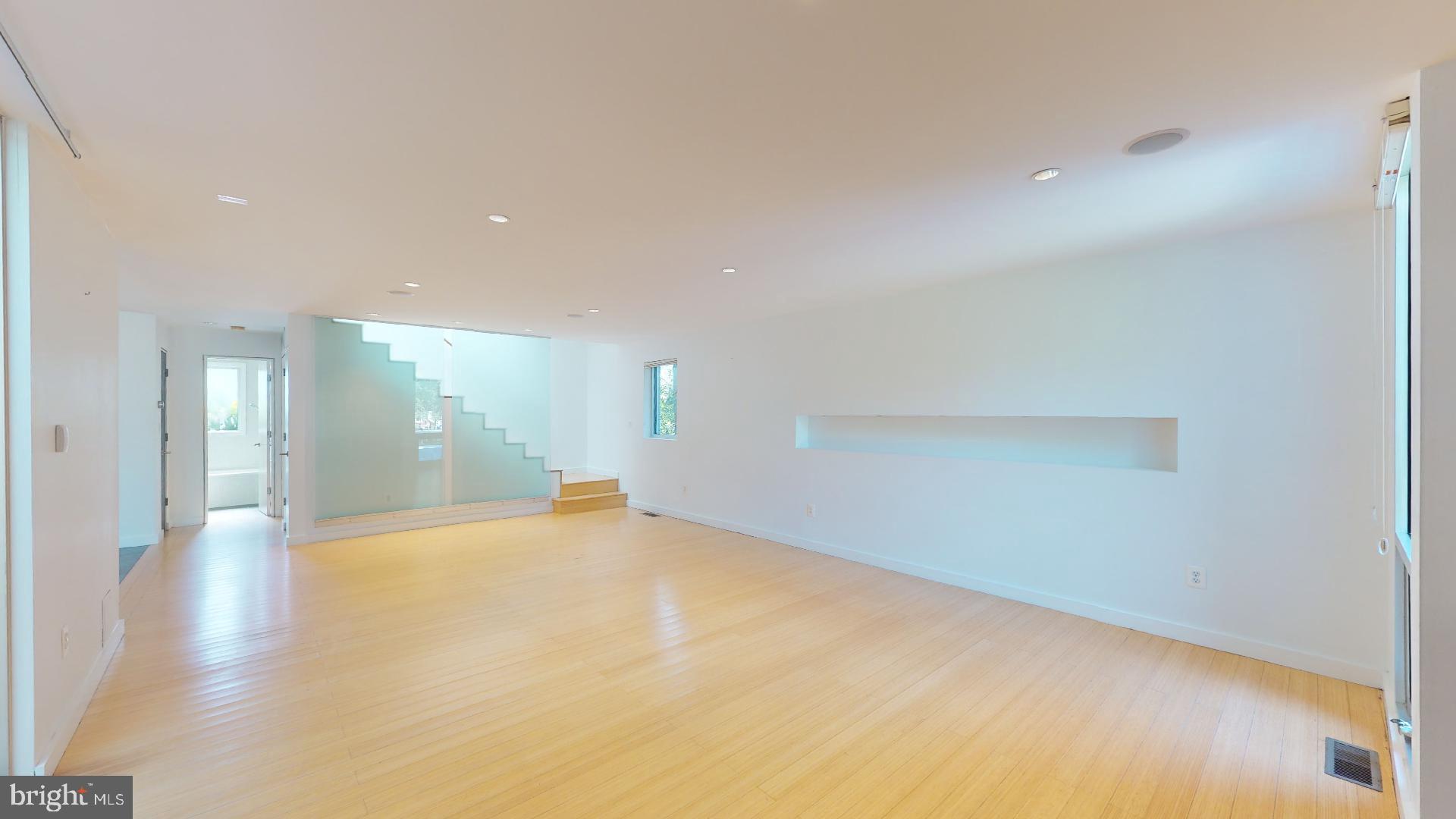 DEL RAY - Residential Lease