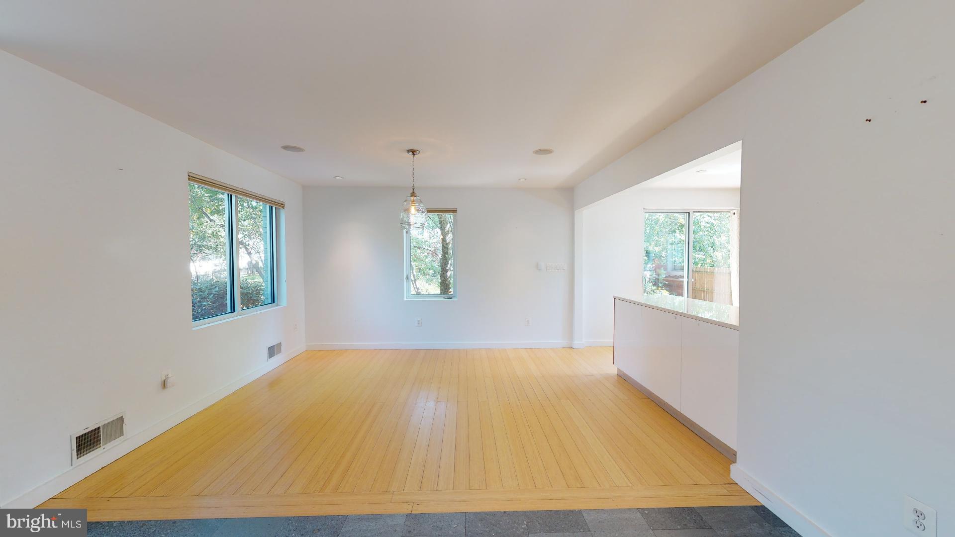 DEL RAY - Residential Lease