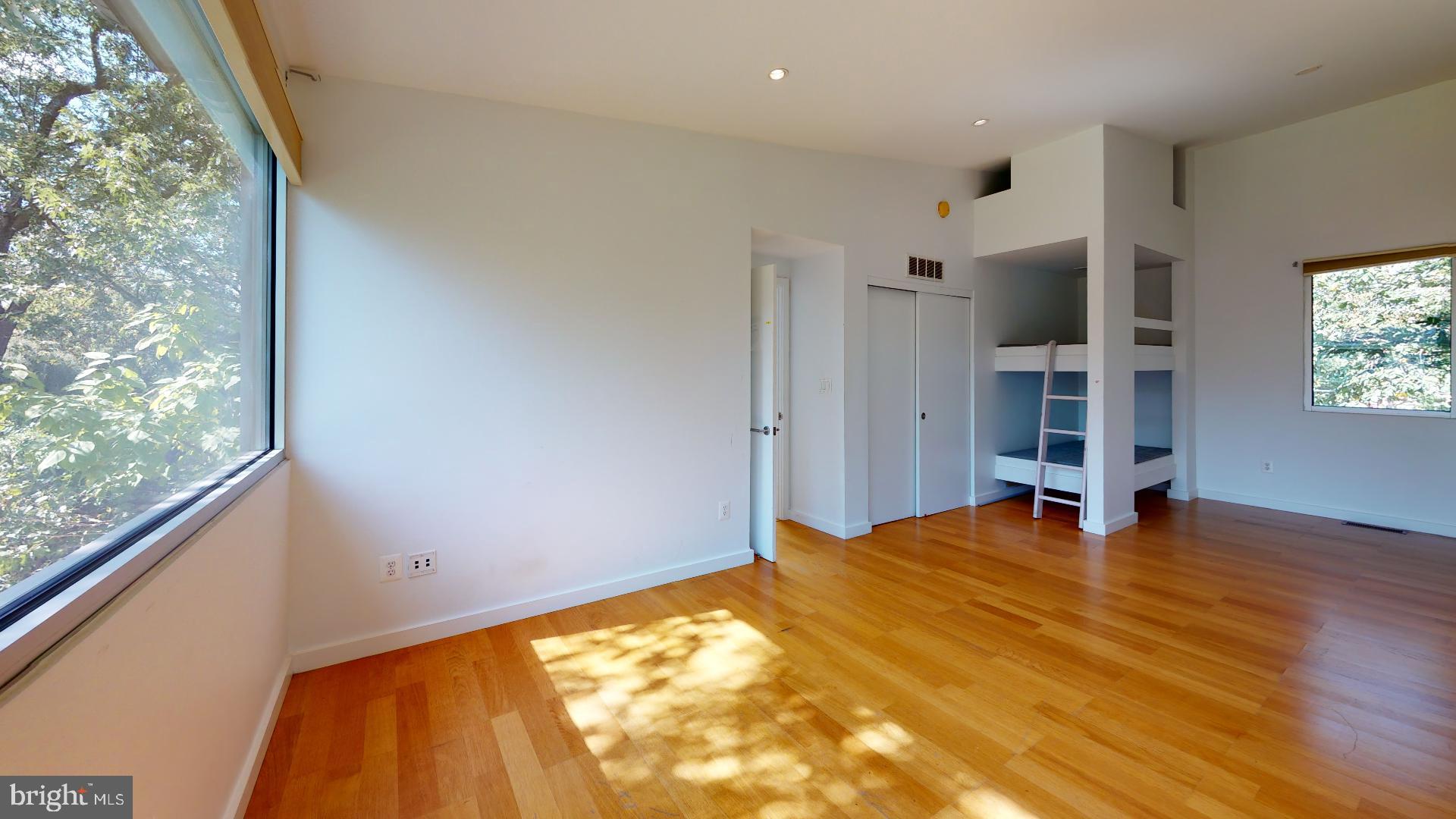 DEL RAY - Residential Lease