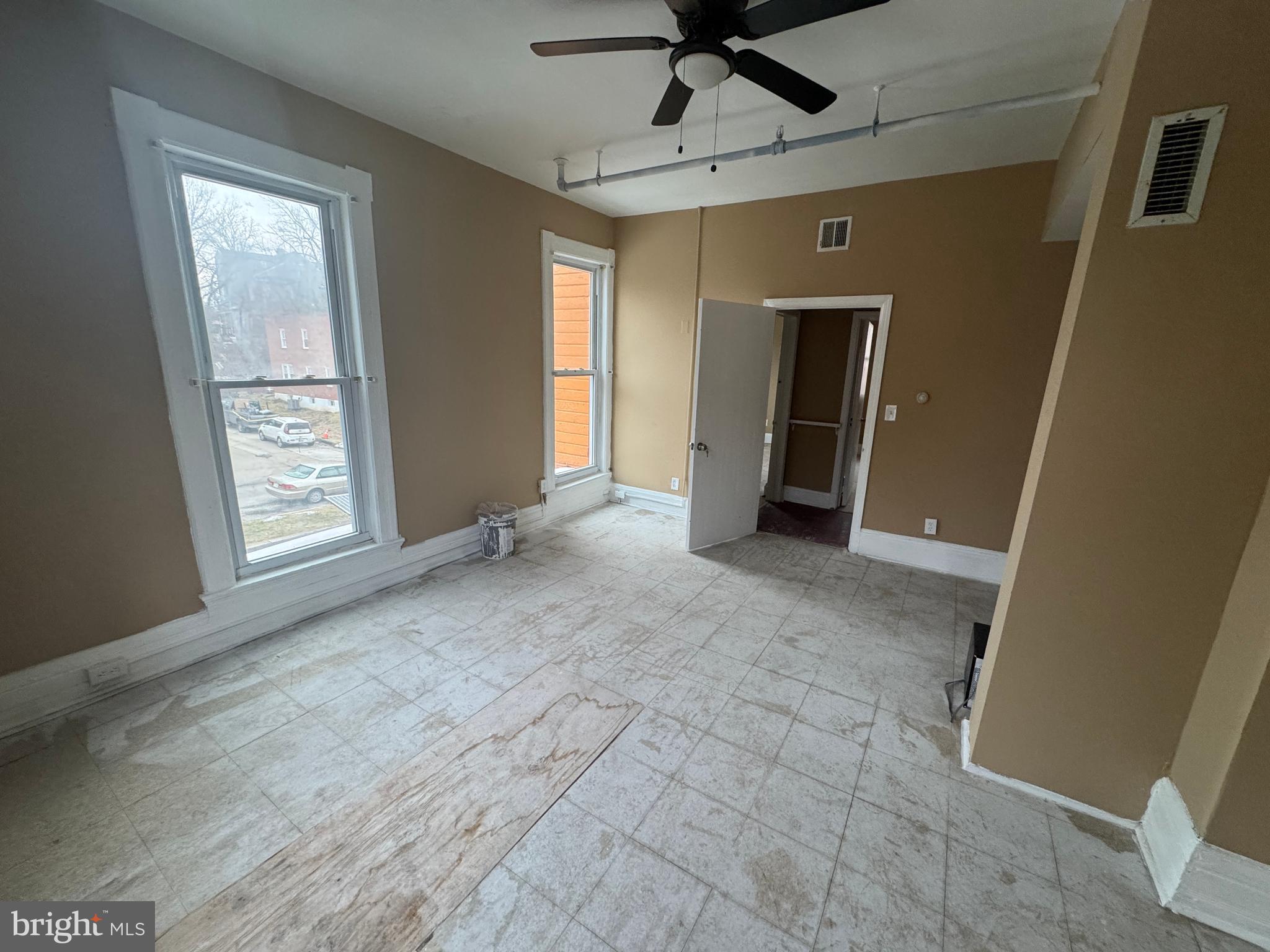 GREENSPRING - Residential