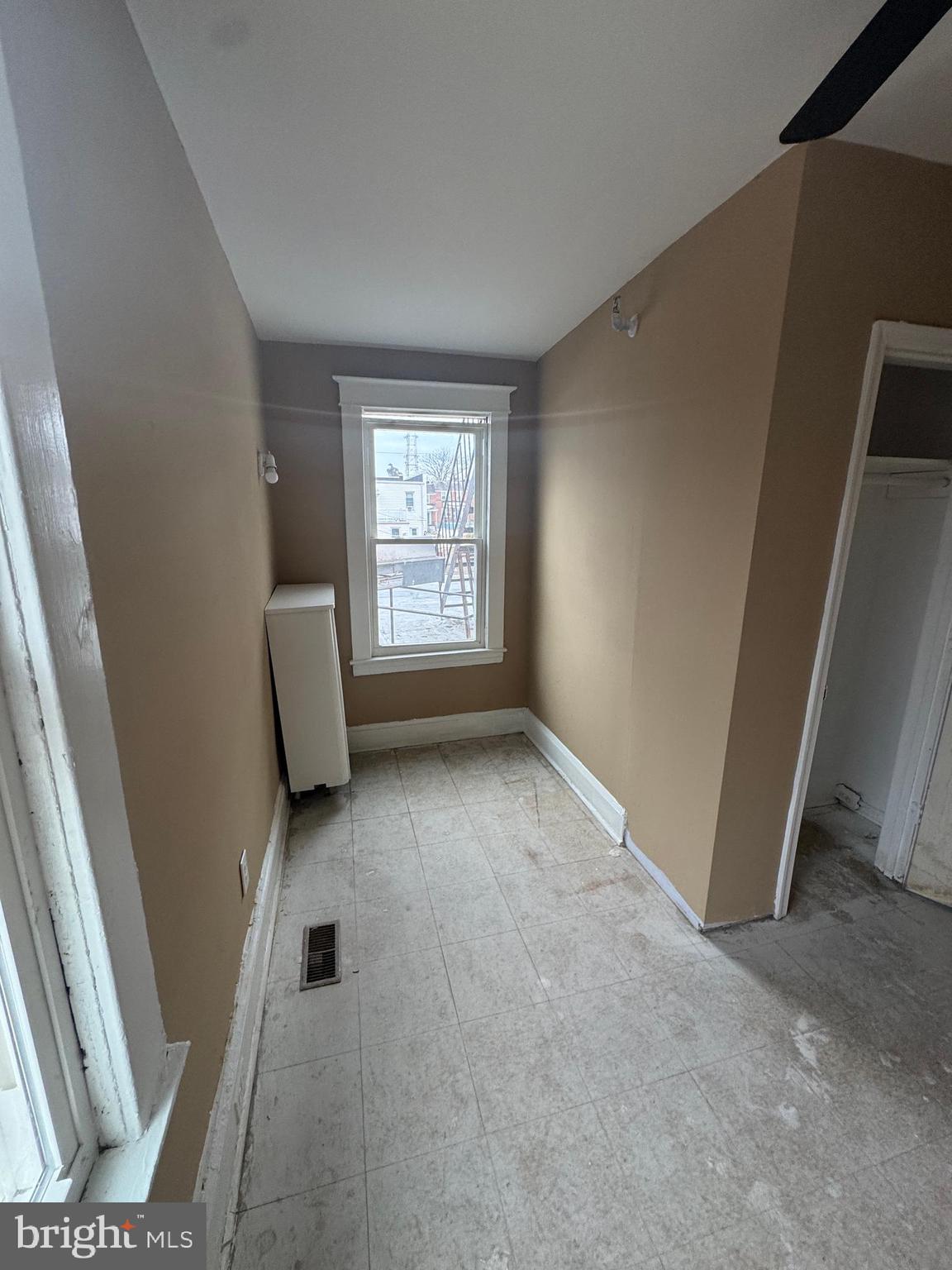 GREENSPRING - Residential