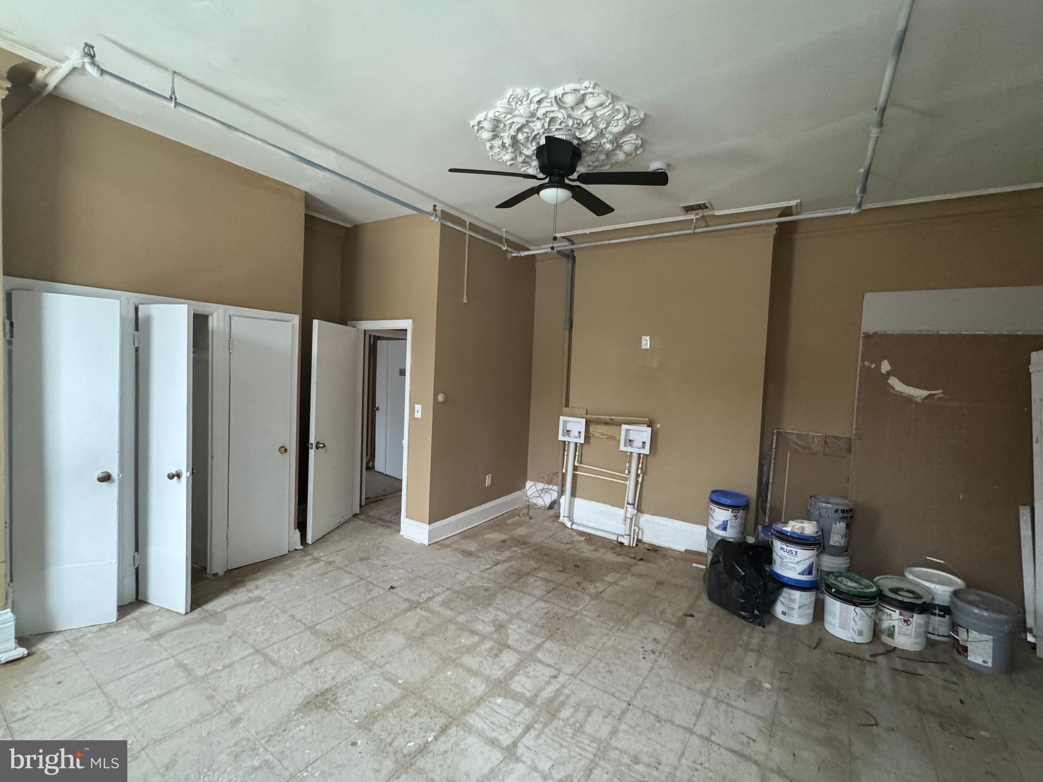 GREENSPRING - Residential