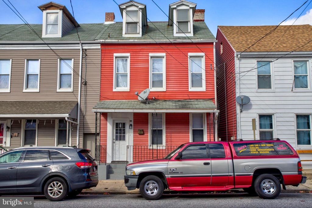 Photo of 337 Union Street, Columbia, PA 17512 (MLS # PALA2044212)