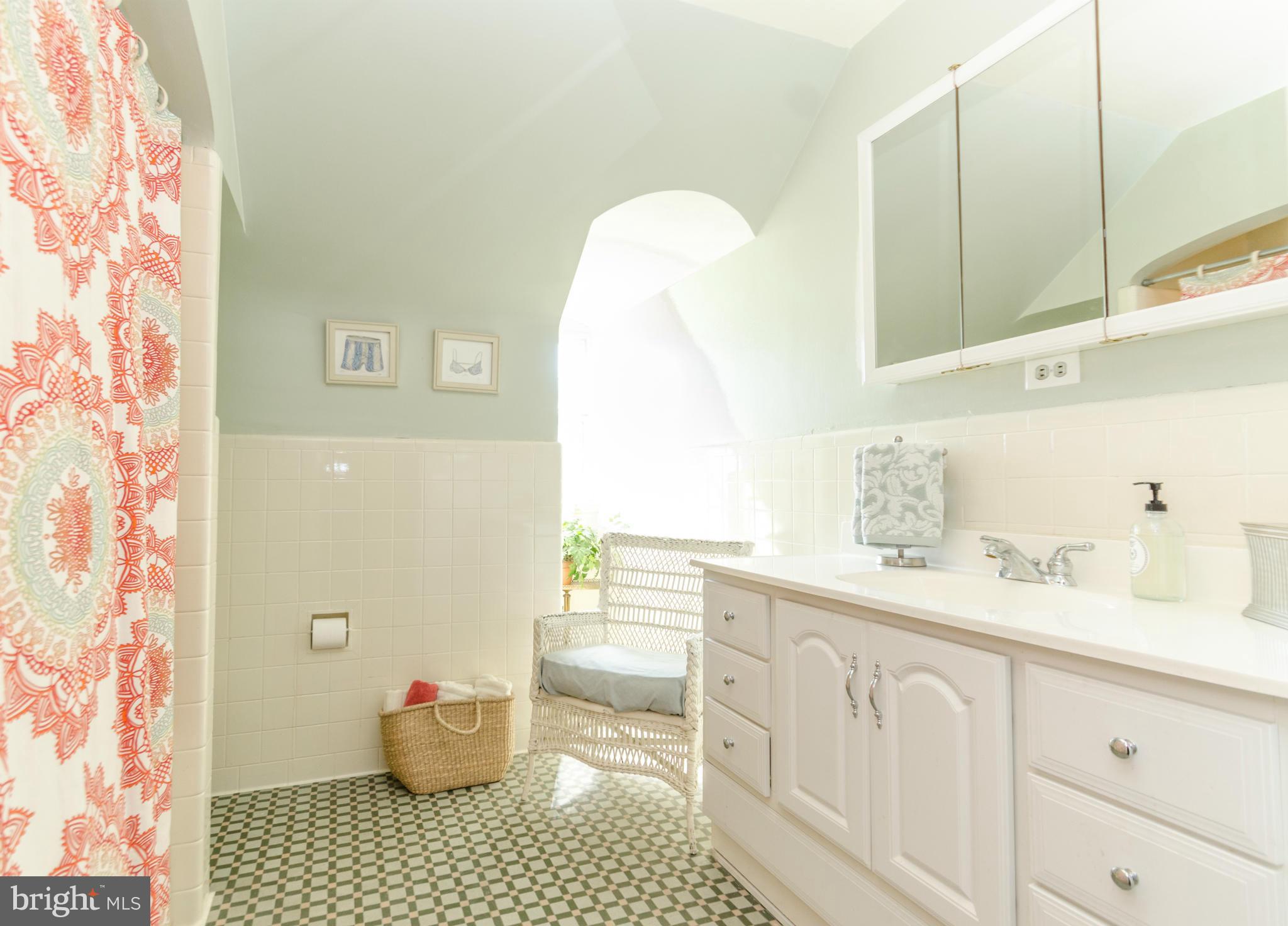 GREATER HOMELAND HISTORIC DISTRICT - Residential