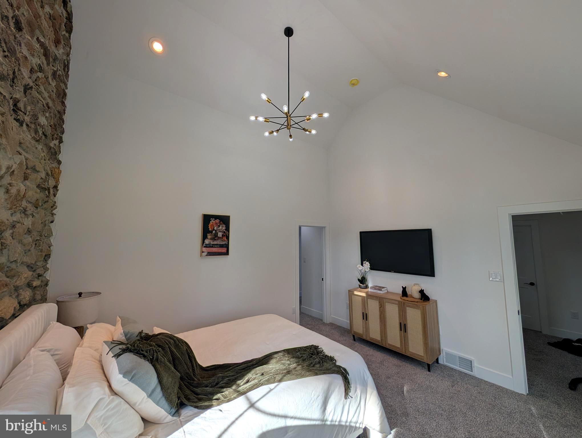 HIGHLAND FARMS - Residential