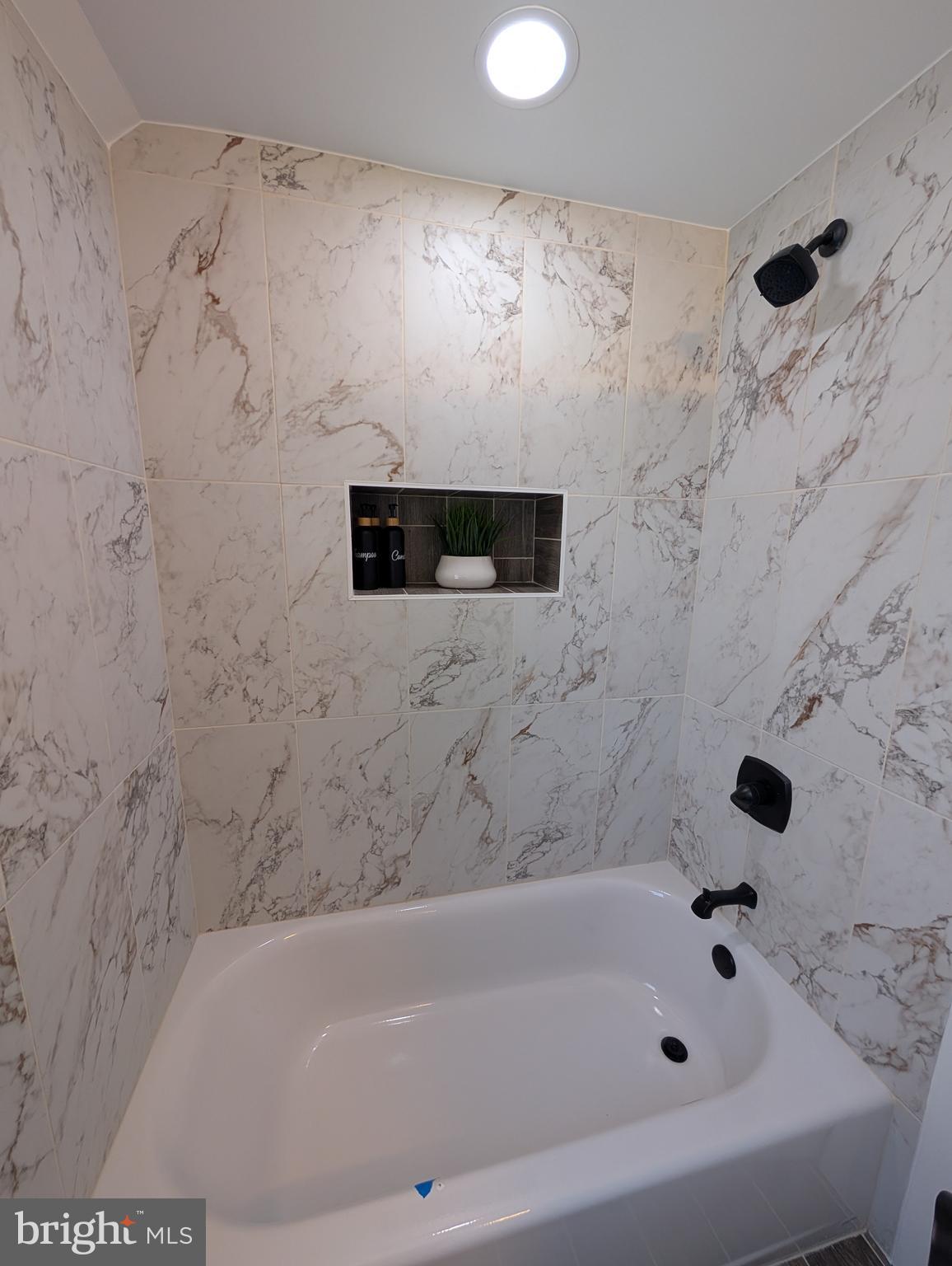 HIGHLAND FARMS - Residential