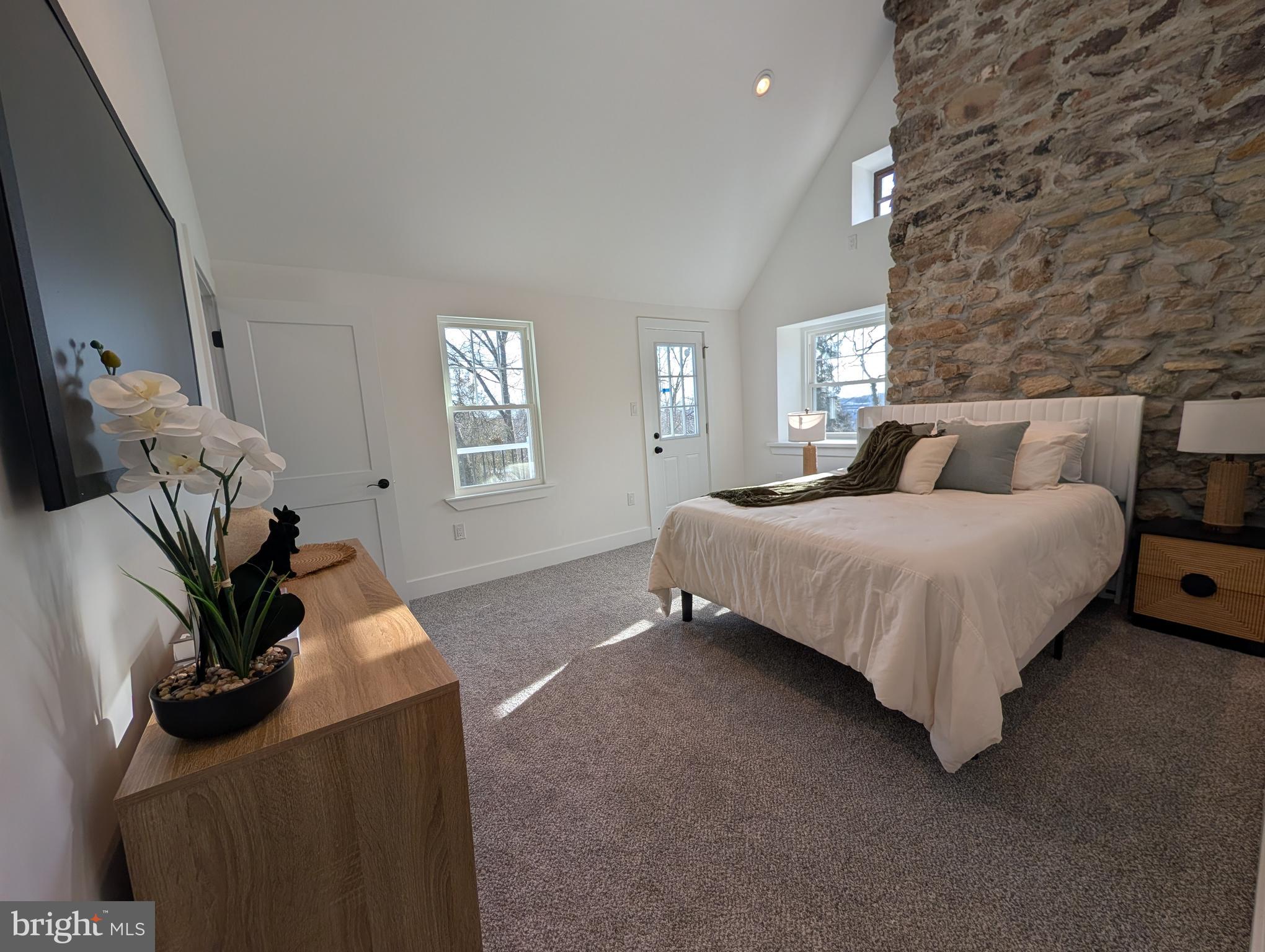 HIGHLAND FARMS - Residential