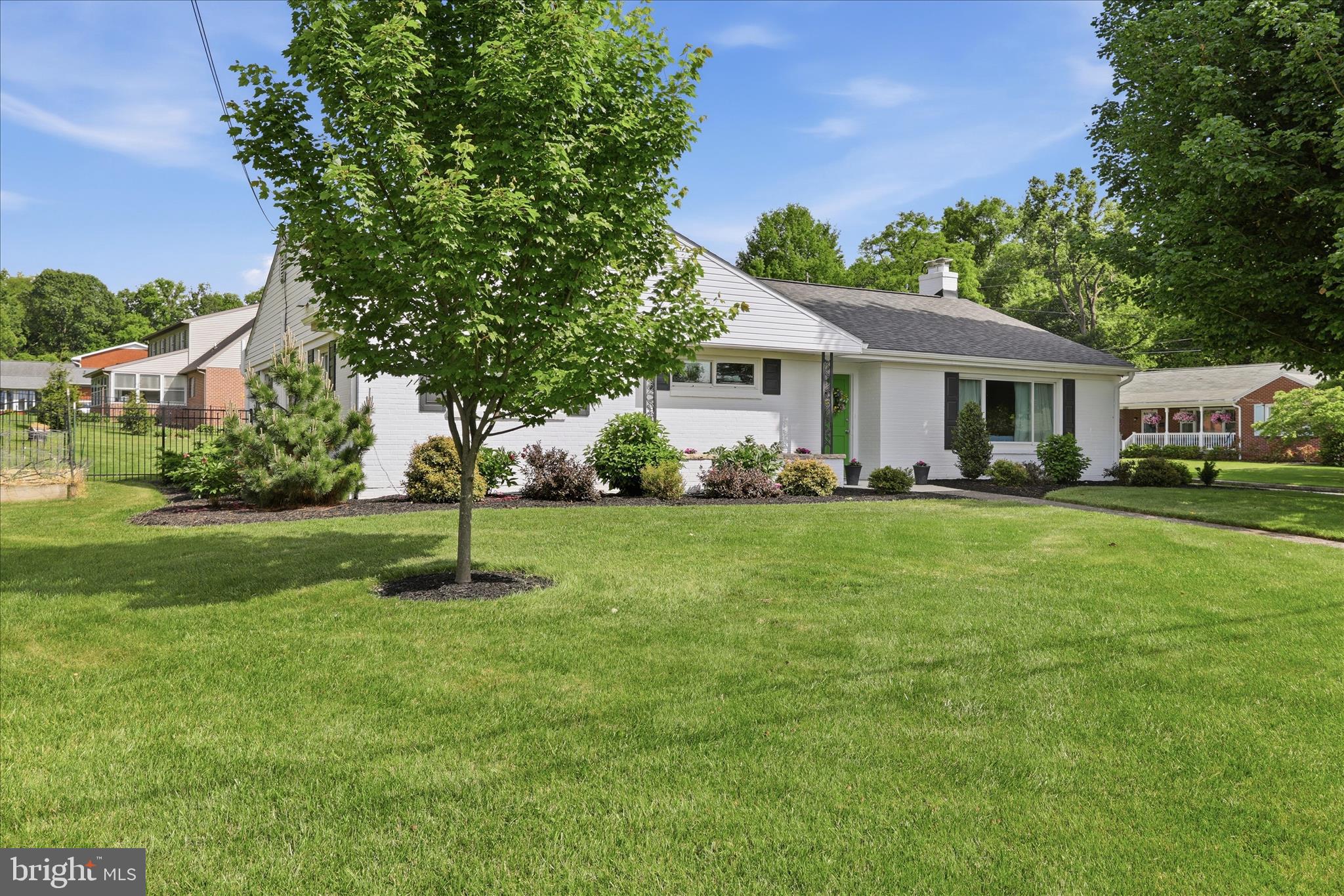 277 APPLE DRIVE