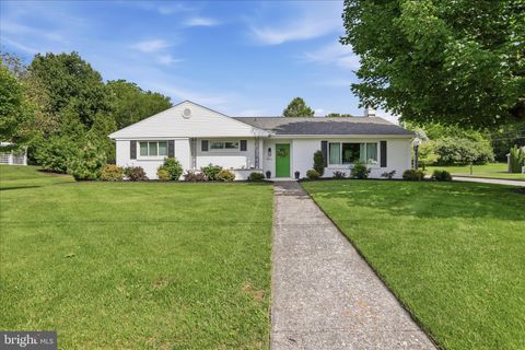 Homes For Sale - 277 Apple Drive Dr<br/> GREENCASTLE, PA 17225