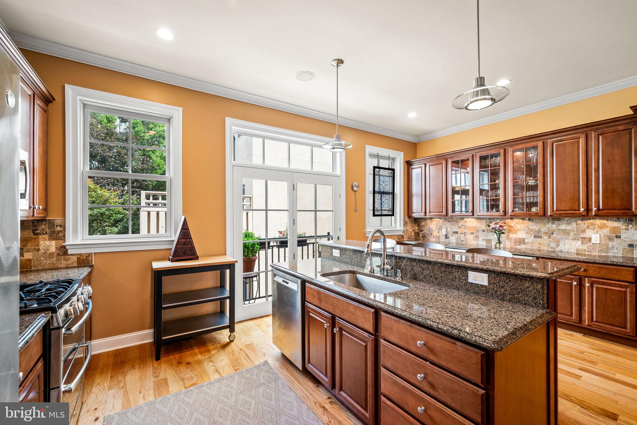 ART MUSEUM AREA - Residential