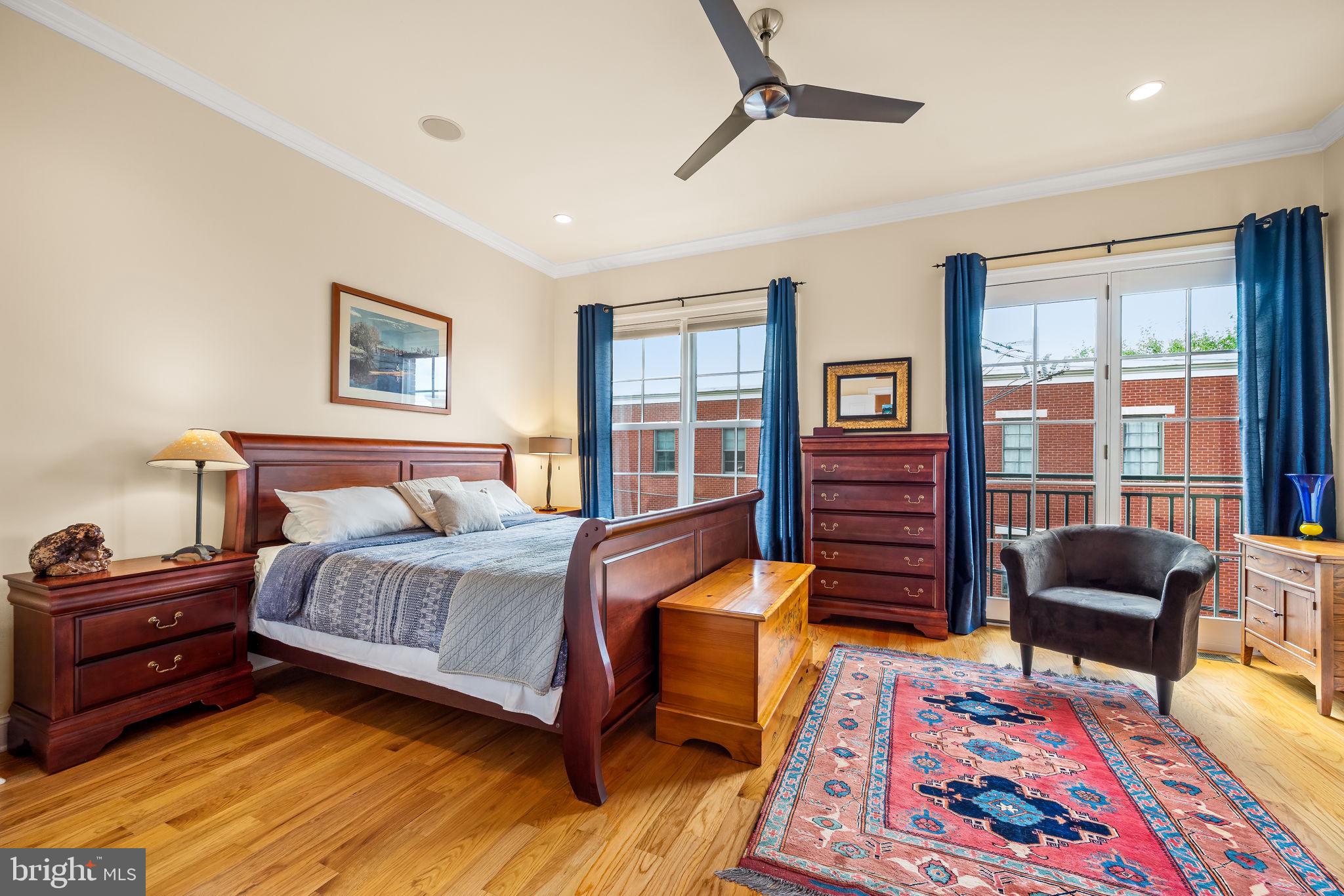 ART MUSEUM AREA - Residential