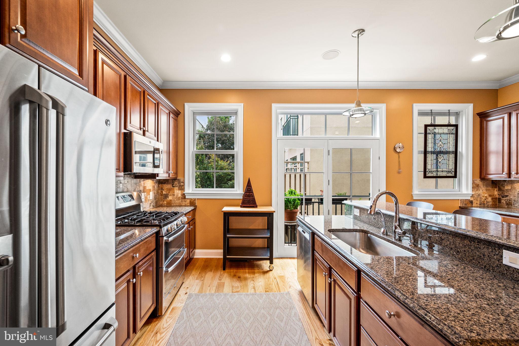 ART MUSEUM AREA - Residential