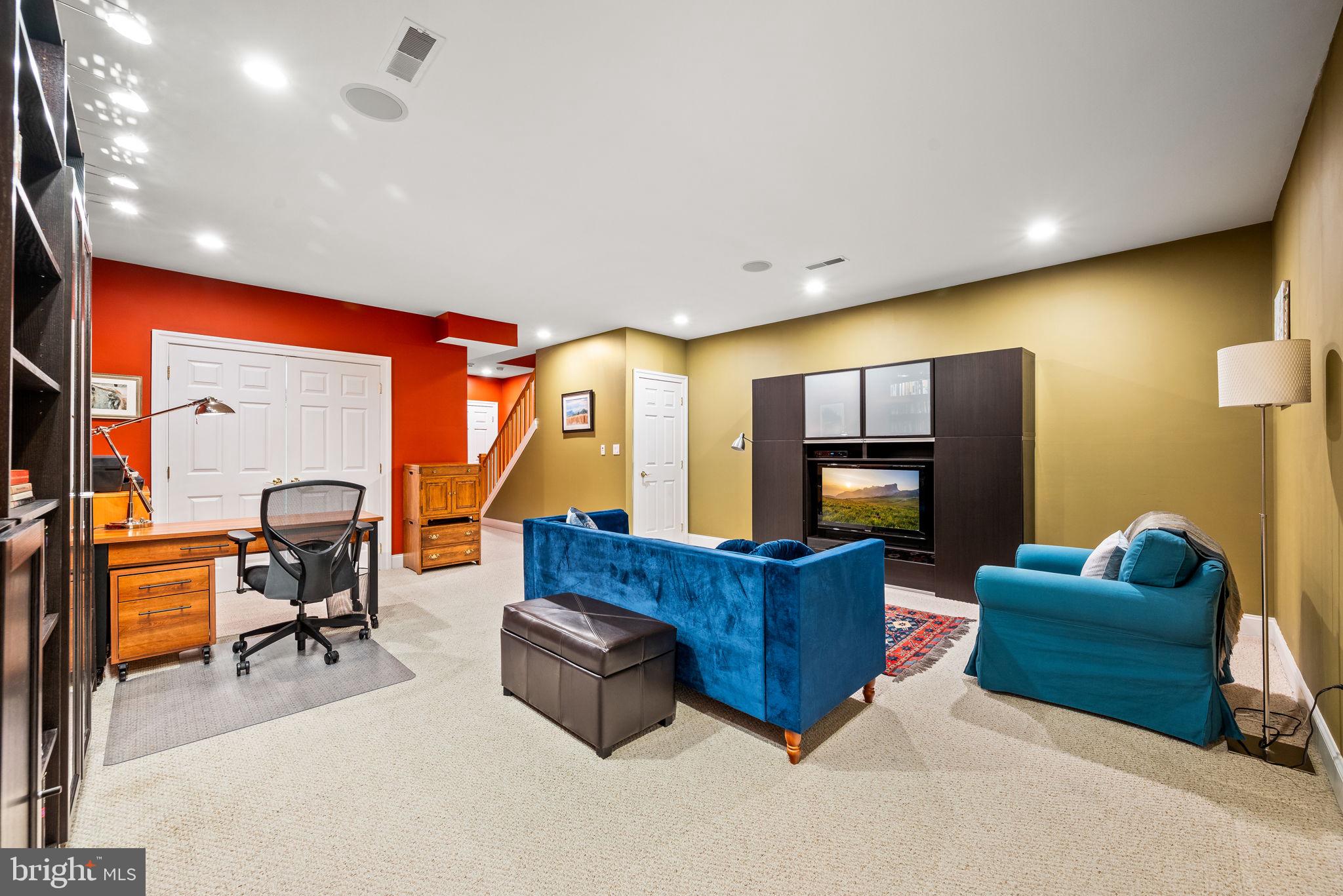 ART MUSEUM AREA - Residential