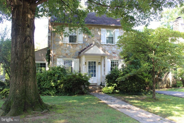2702 RIDGE ROAD DR, ALEXANDRIA, VA 22302 - Image faeb3b23f49cb3dc33745470beda33e2/130261758