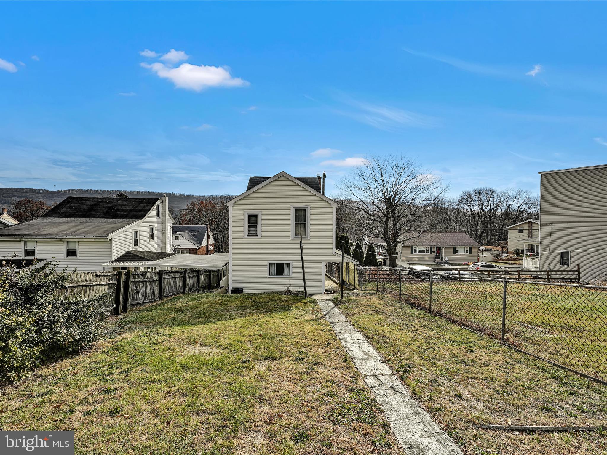 MOUNT HOPE - Residential