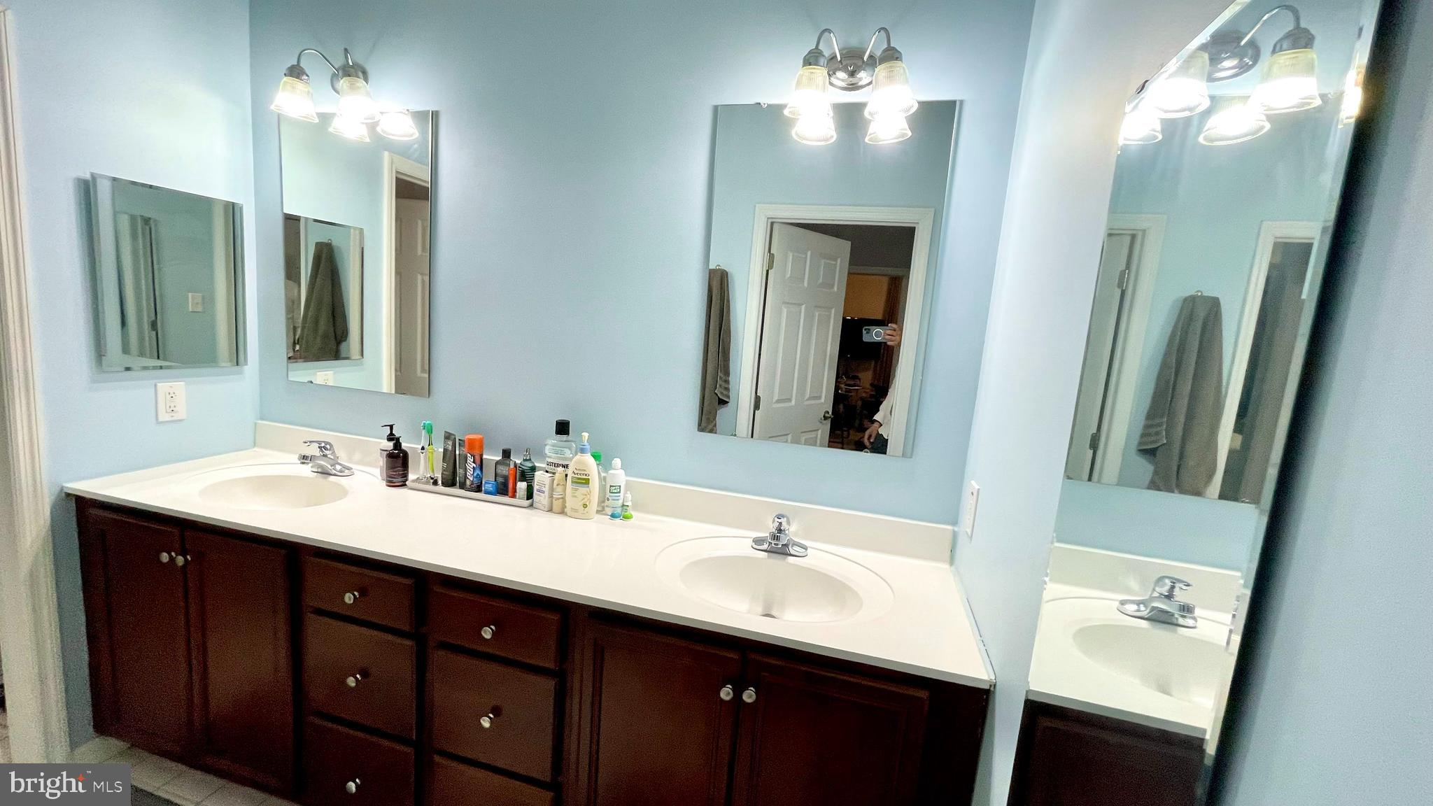 HILLTOP AT FALLS RIDGE - Residential Lease