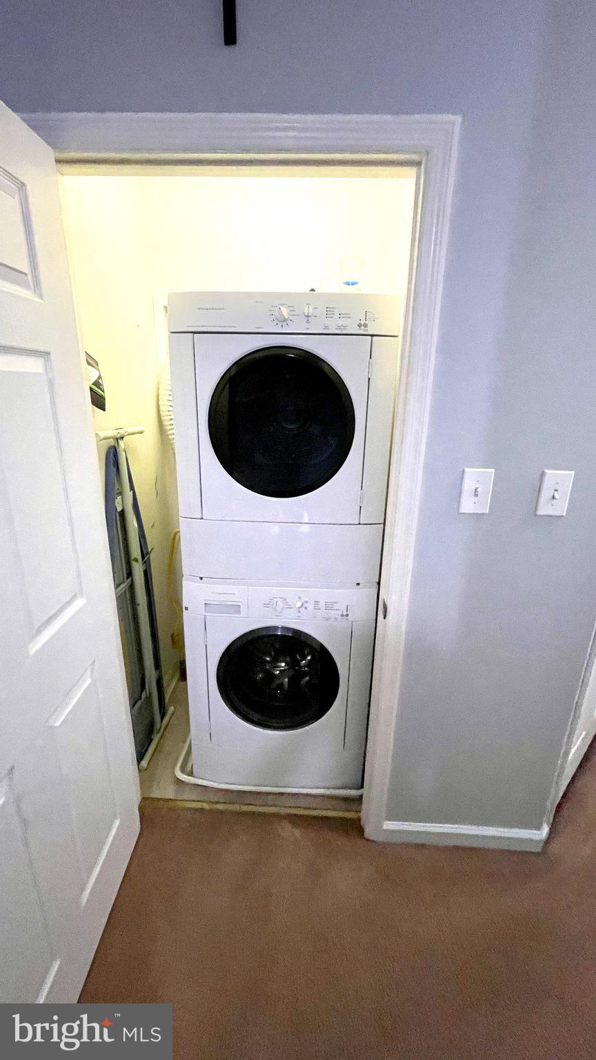 HILLTOP AT FALLS RIDGE - Residential Lease