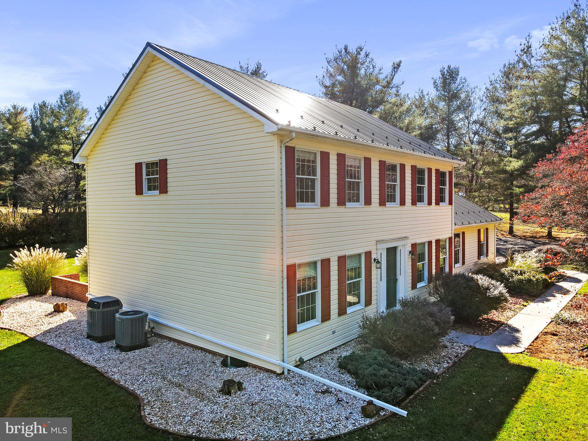 HONEYWOOD ON THE POTOMAC - Residential