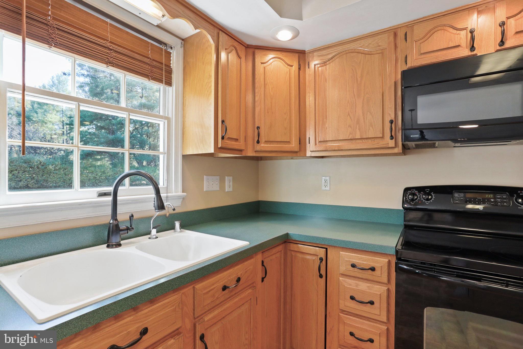 HONEYWOOD ON THE POTOMAC - Residential