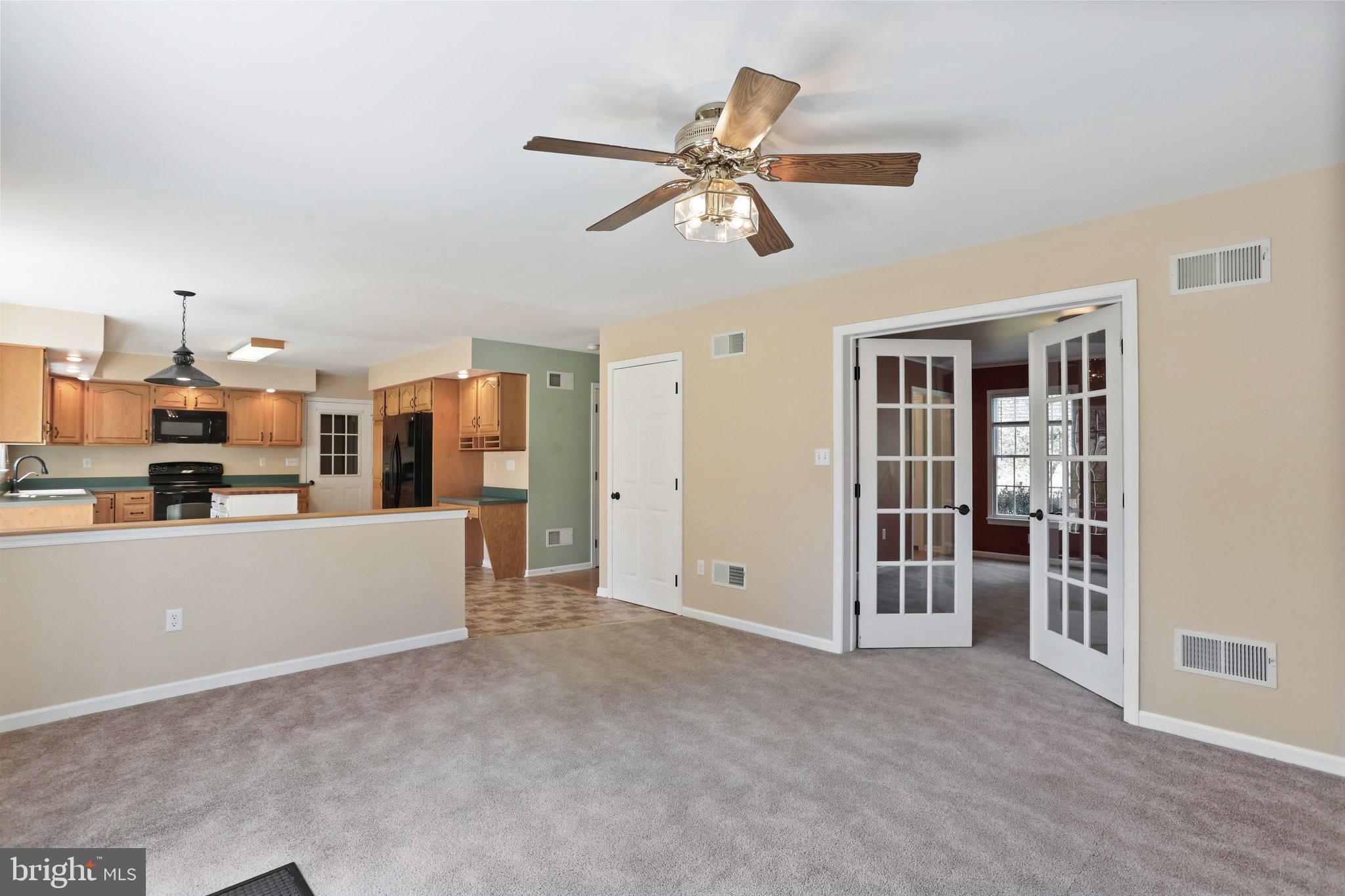 HONEYWOOD ON THE POTOMAC - Residential