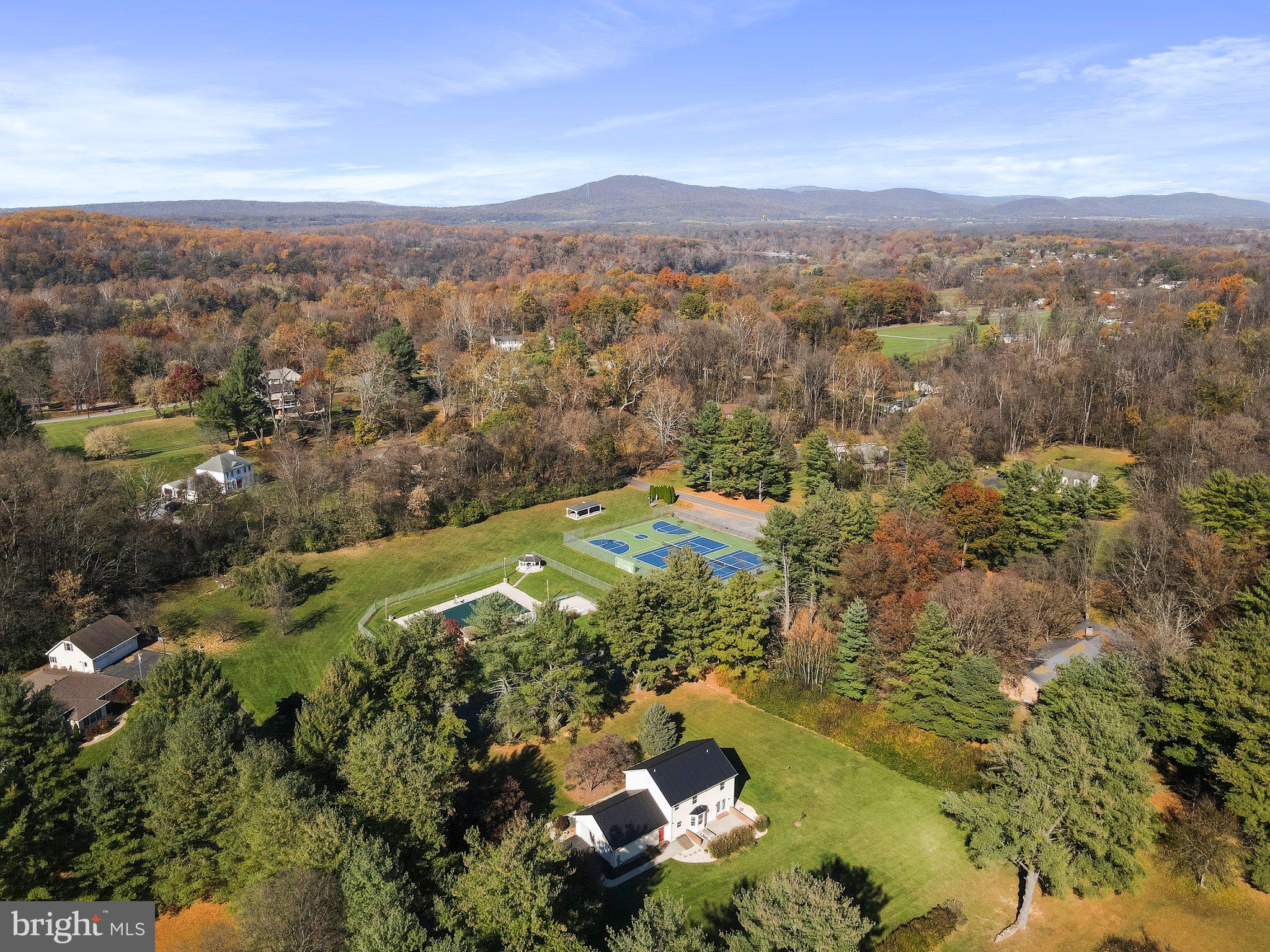 HONEYWOOD ON THE POTOMAC - Residential