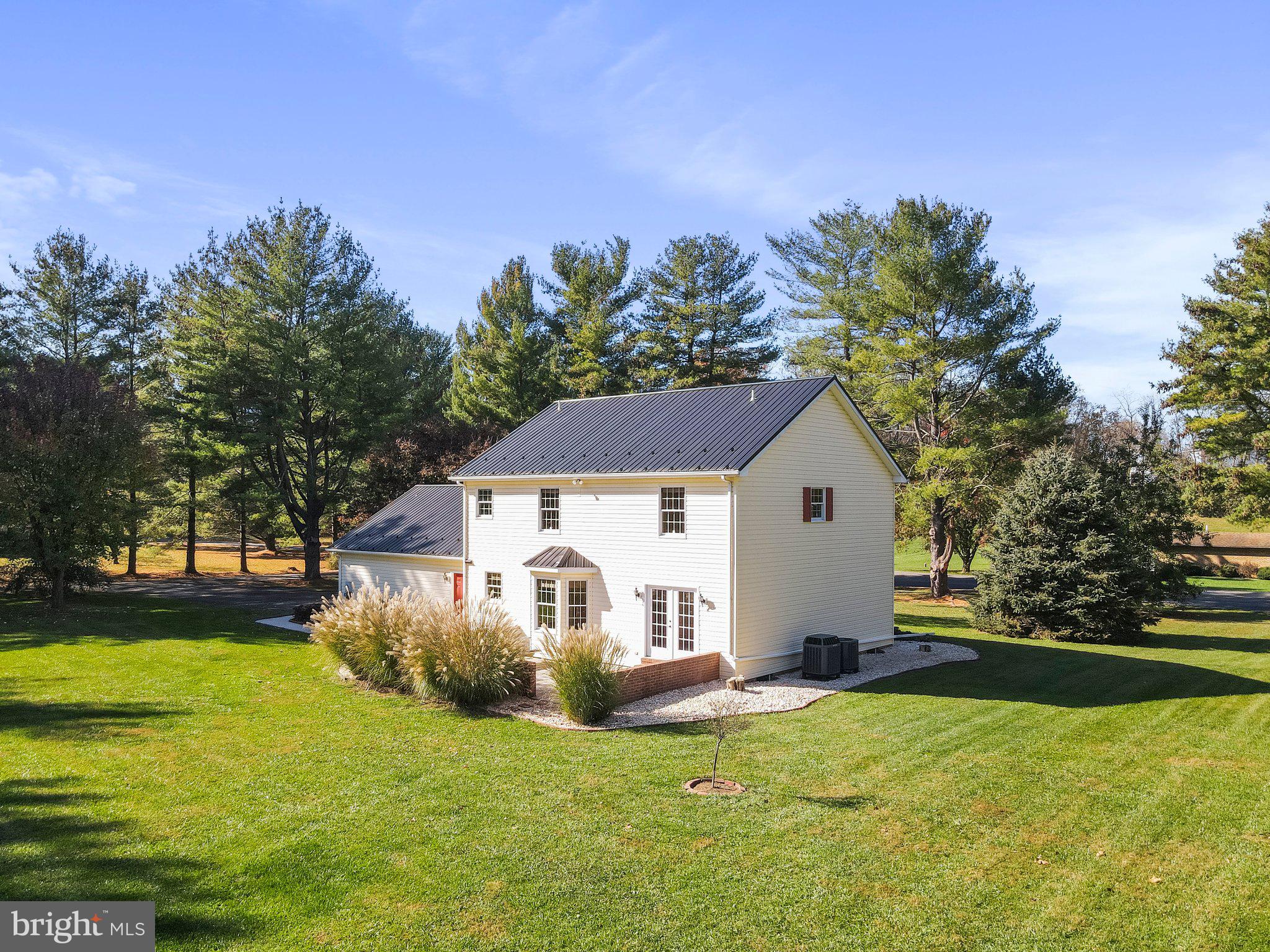HONEYWOOD ON THE POTOMAC - Residential