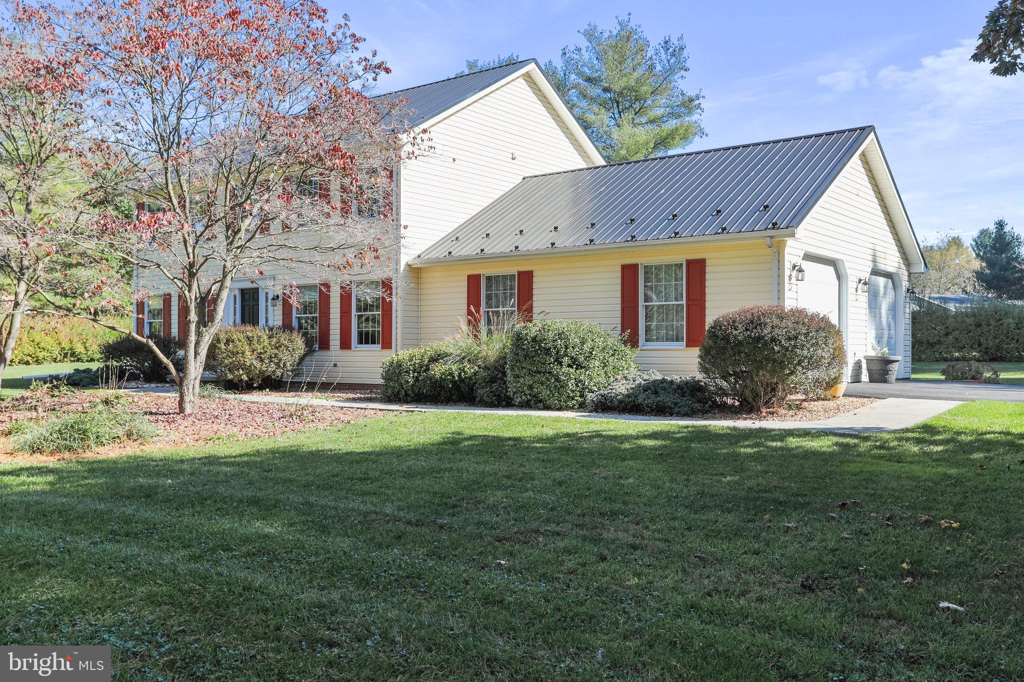 HONEYWOOD ON THE POTOMAC - Residential