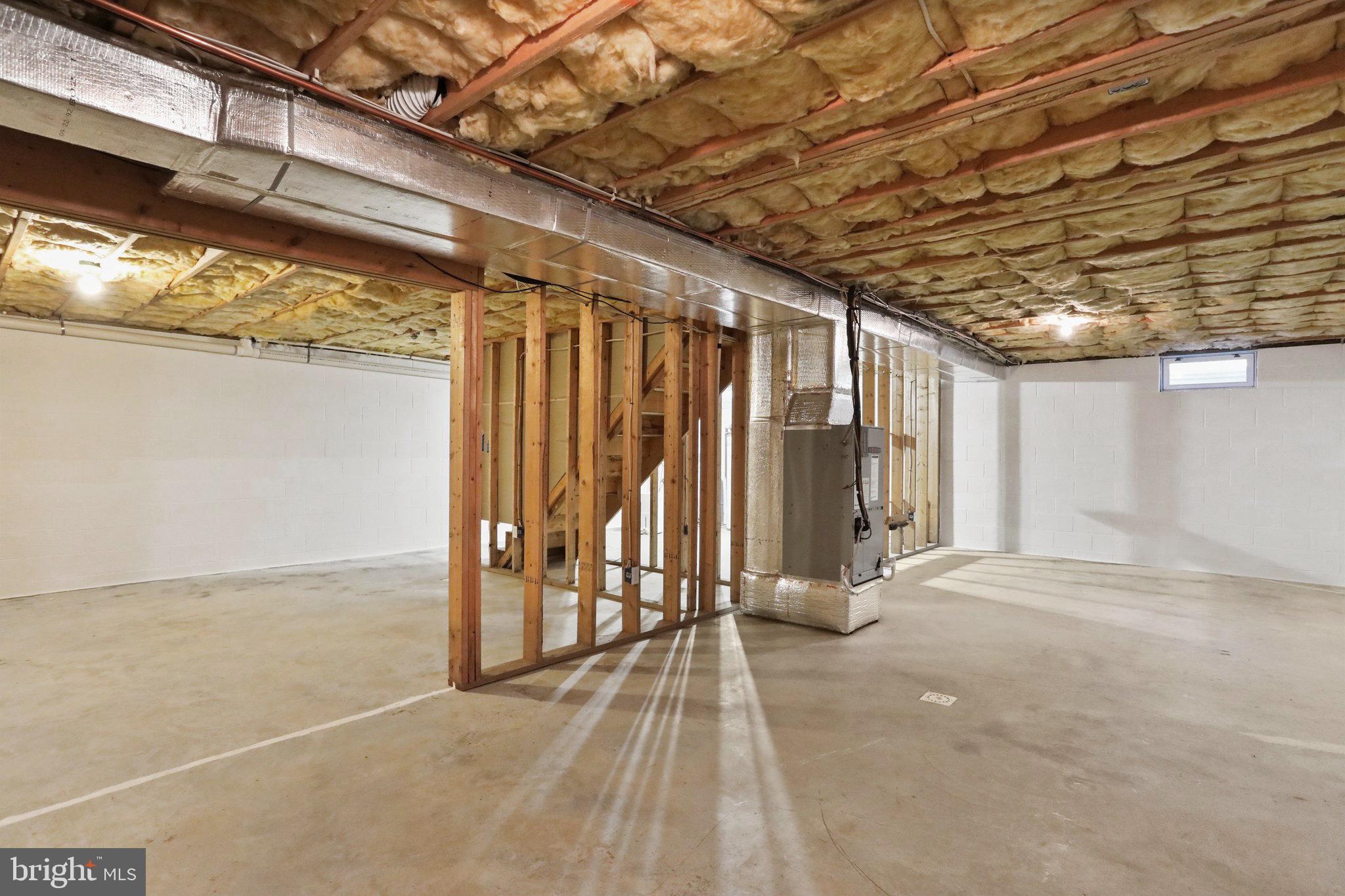 HONEYWOOD ON THE POTOMAC - Residential