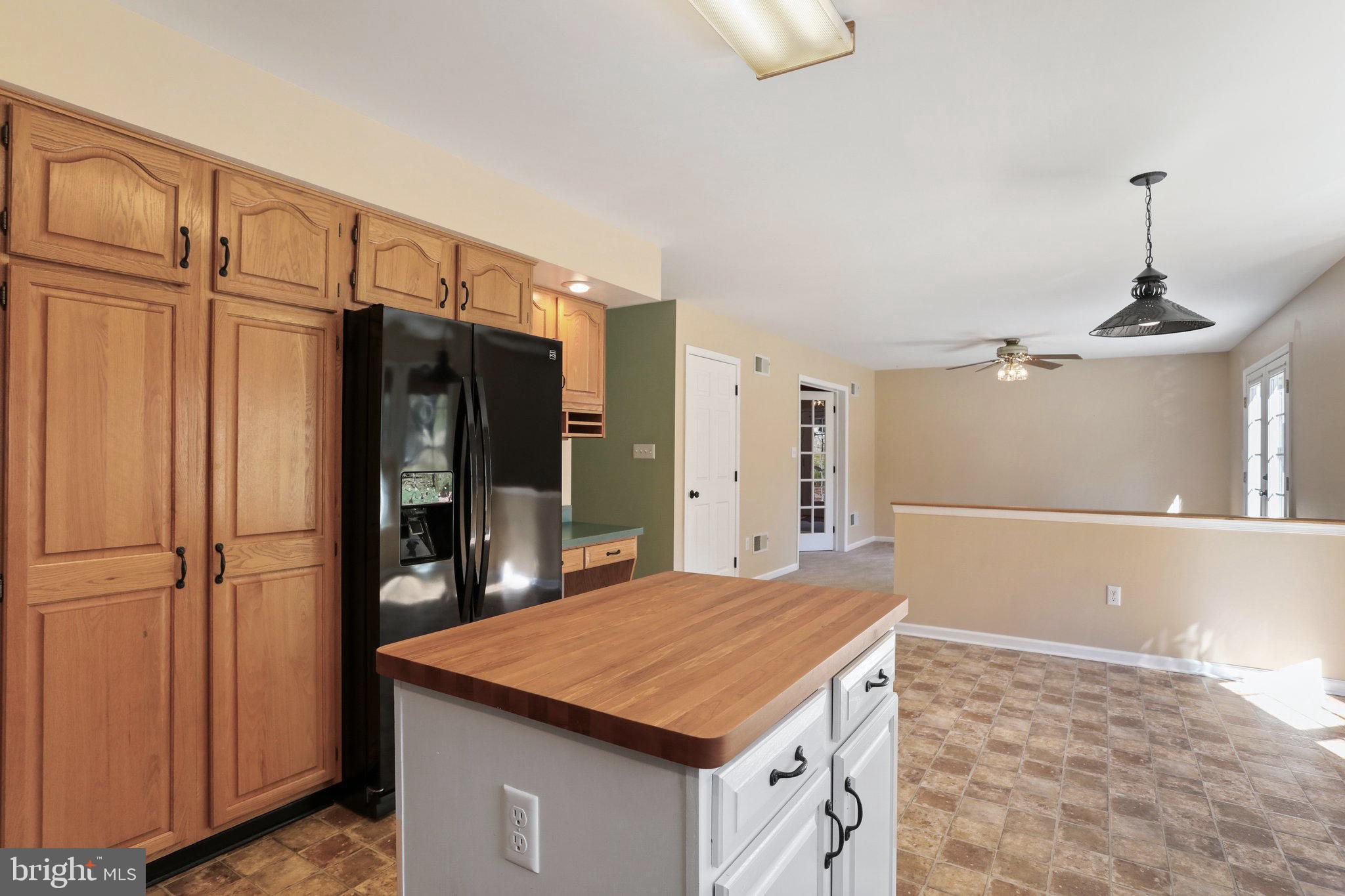 HONEYWOOD ON THE POTOMAC - Residential