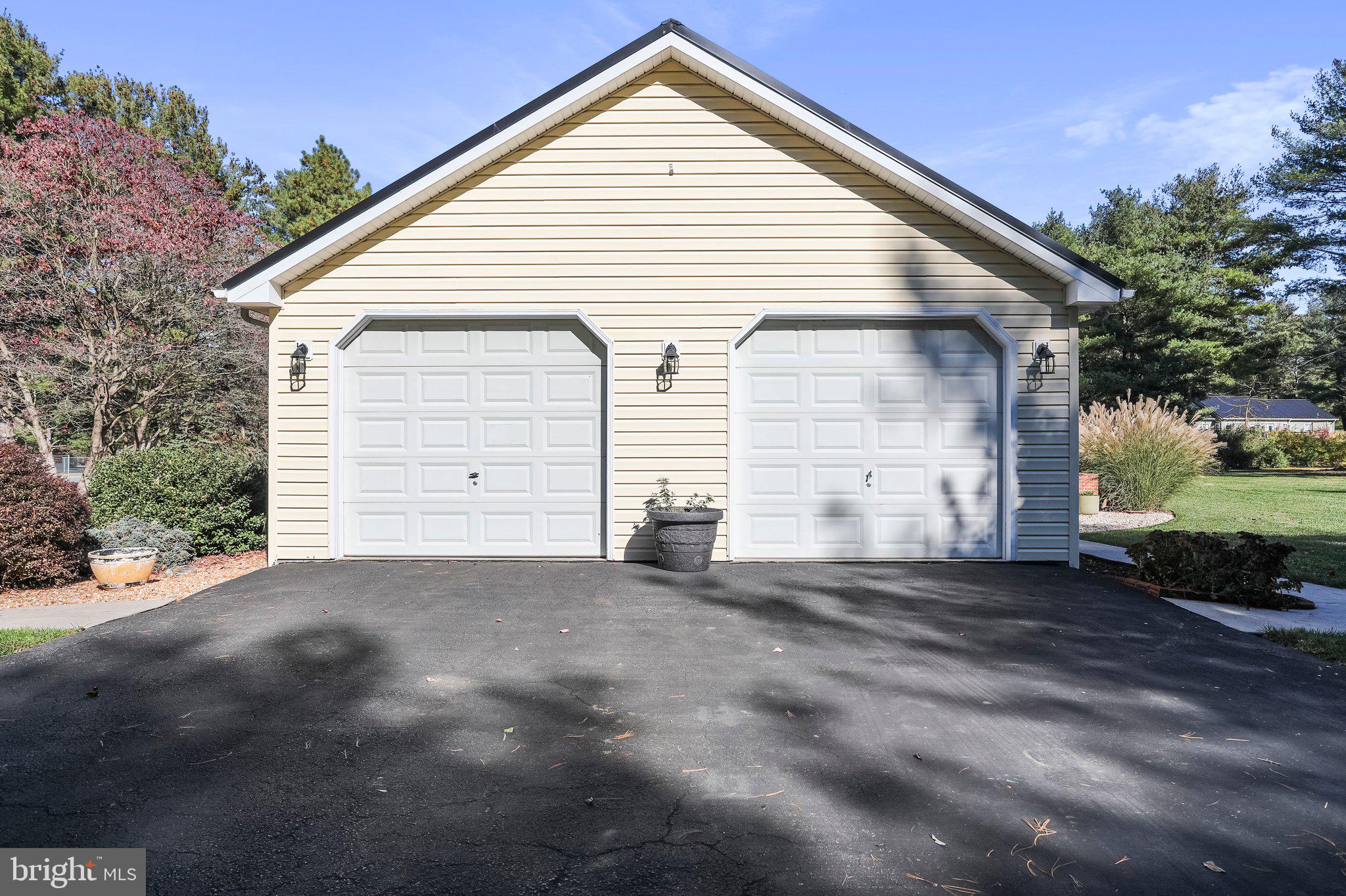 HONEYWOOD ON THE POTOMAC - Residential