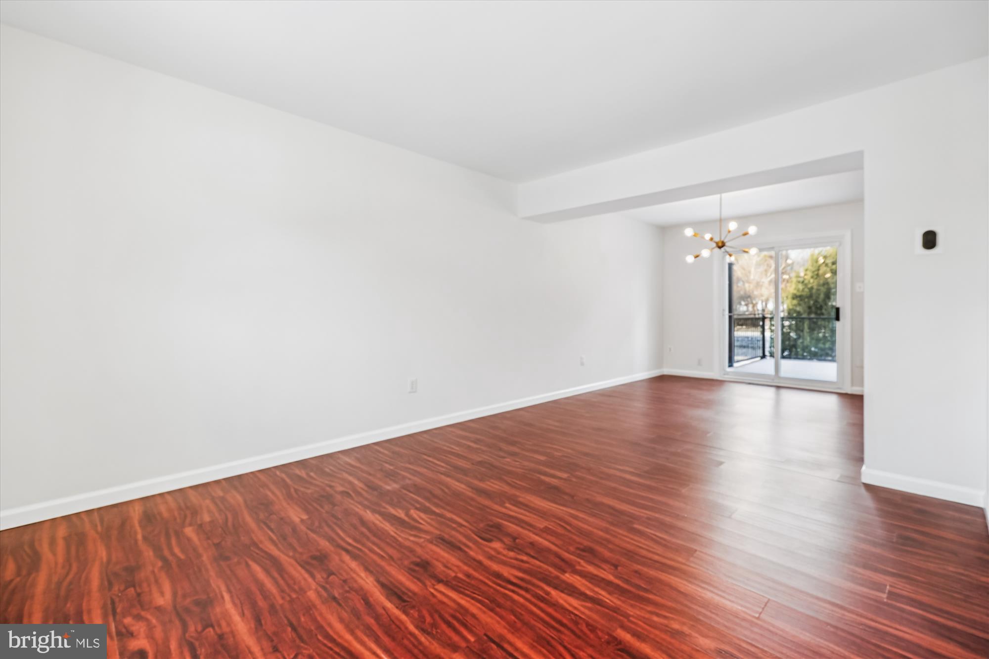 CASHELL MANOR - Residential Lease