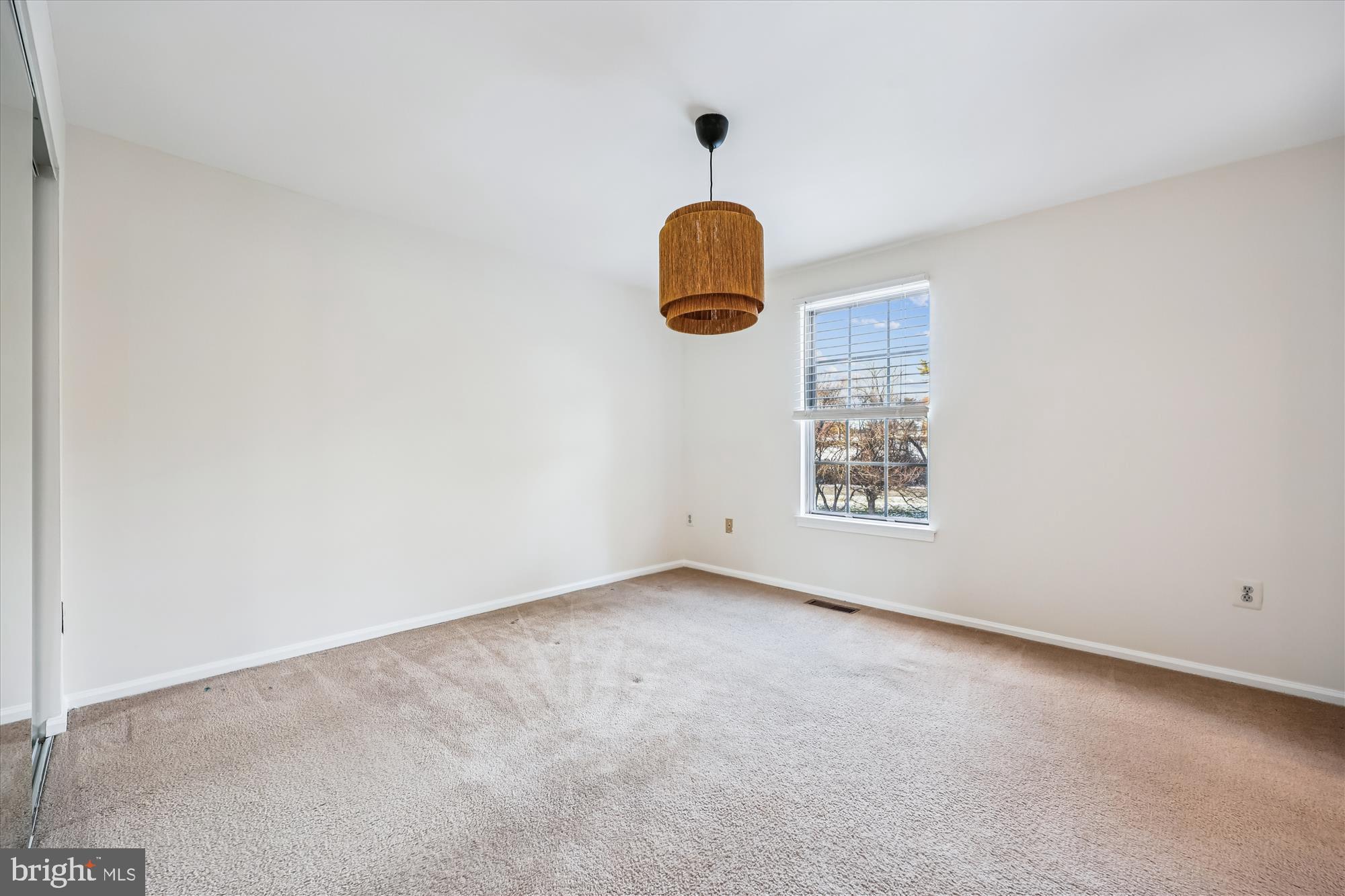 CASHELL MANOR - Residential Lease