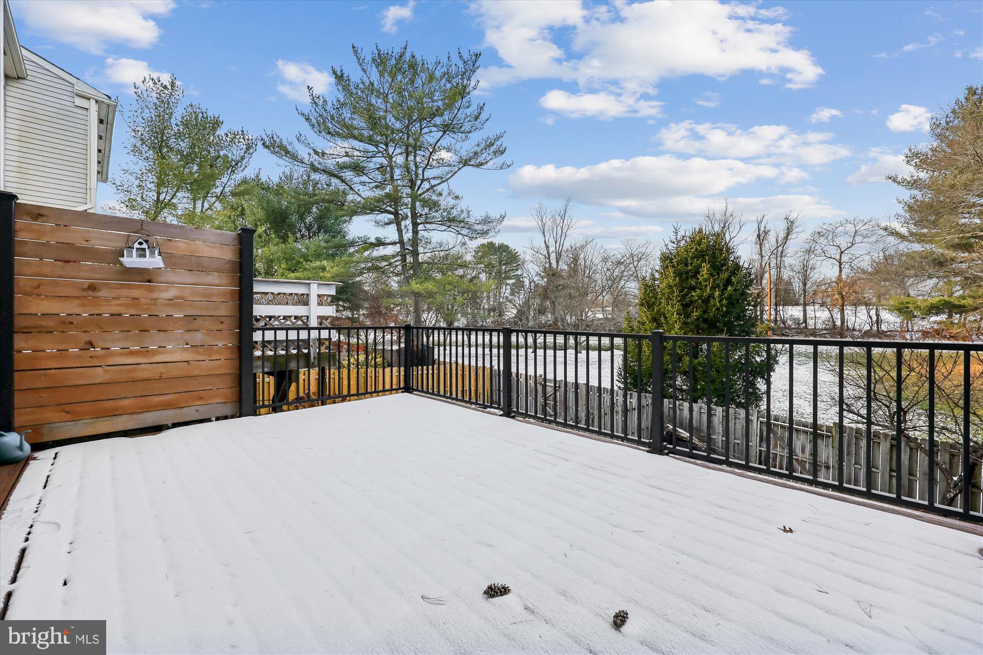 CASHELL MANOR - Residential Lease