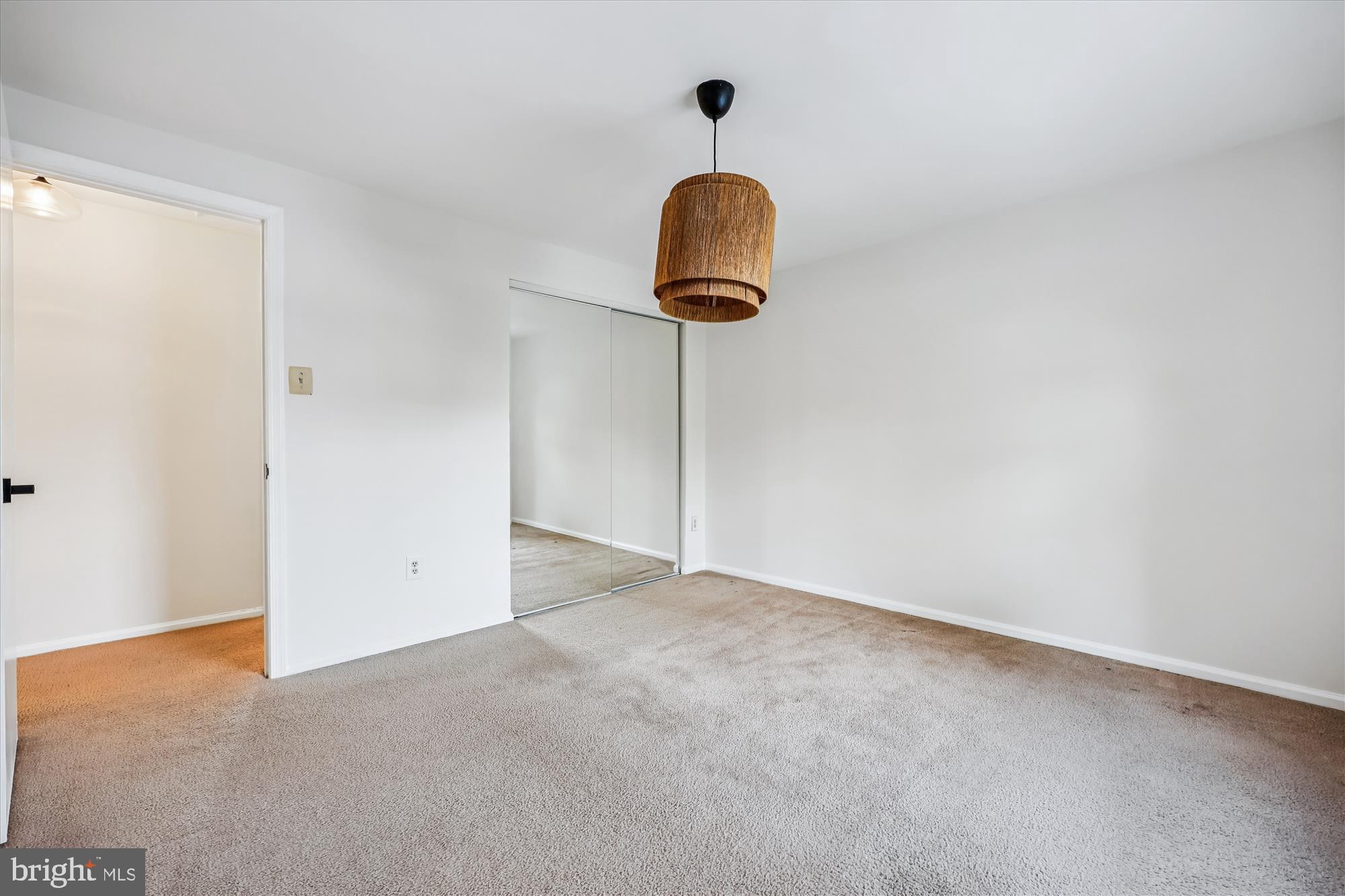 CASHELL MANOR - Residential Lease