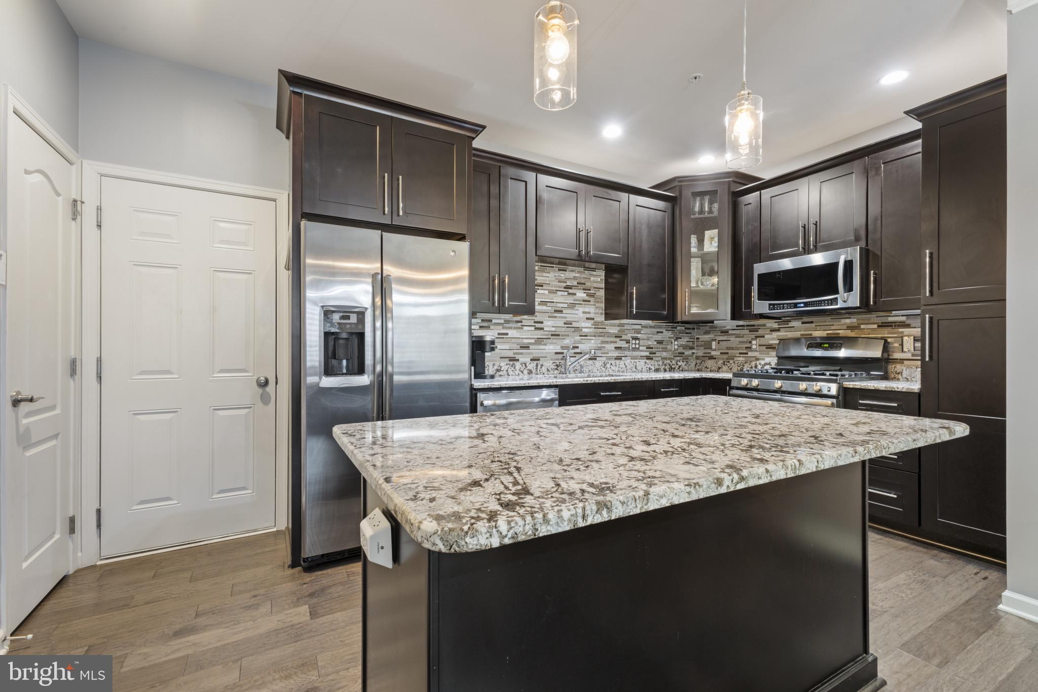 BUCKINGHAM AT LOUDOUN VALLEY - Residential