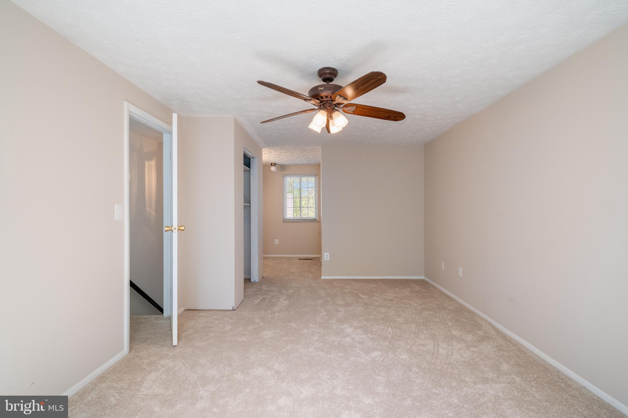 ESTATES AT EAGLE LIE - Residential