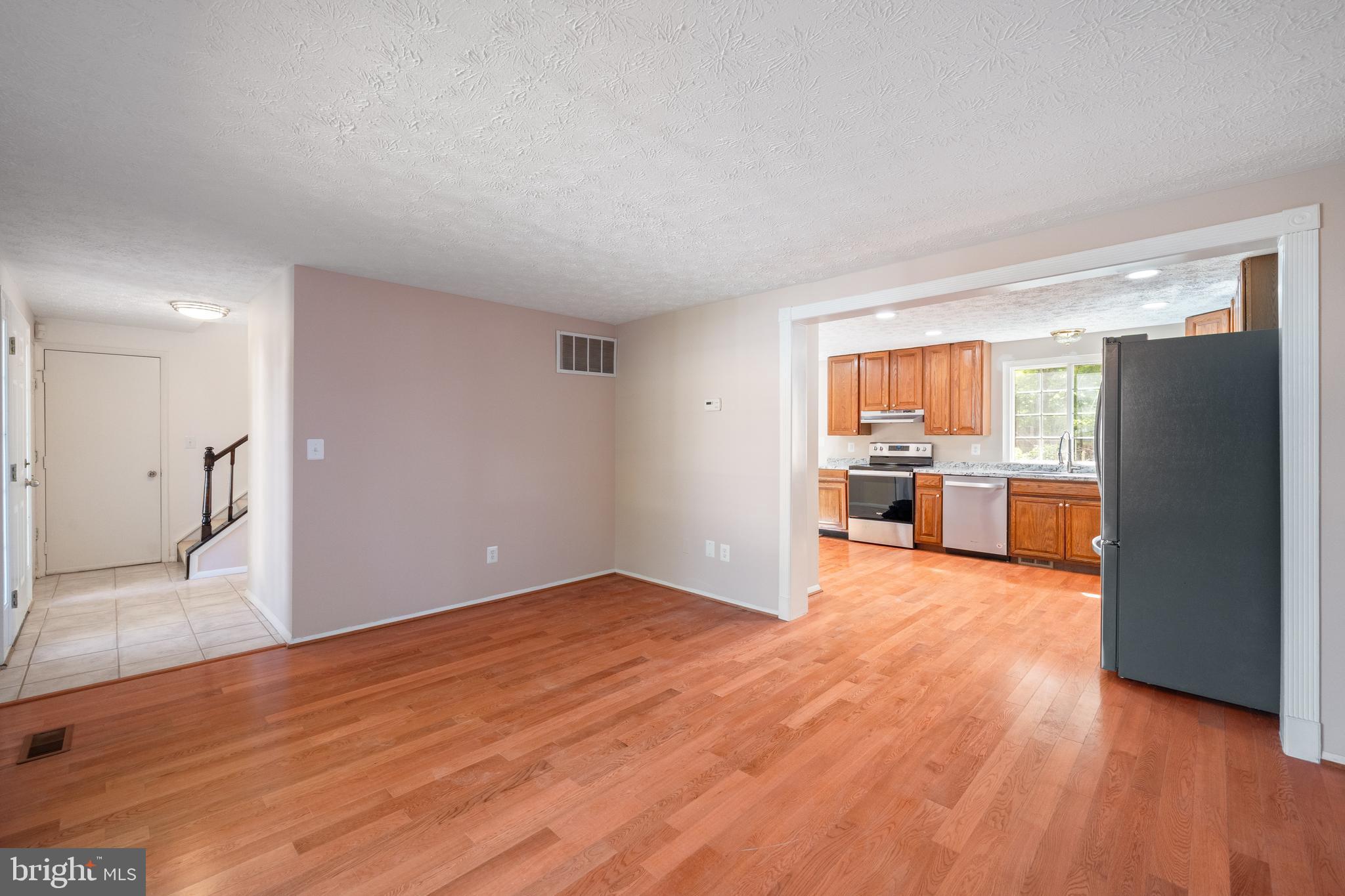 ESTATES AT EAGLE LIE - Residential