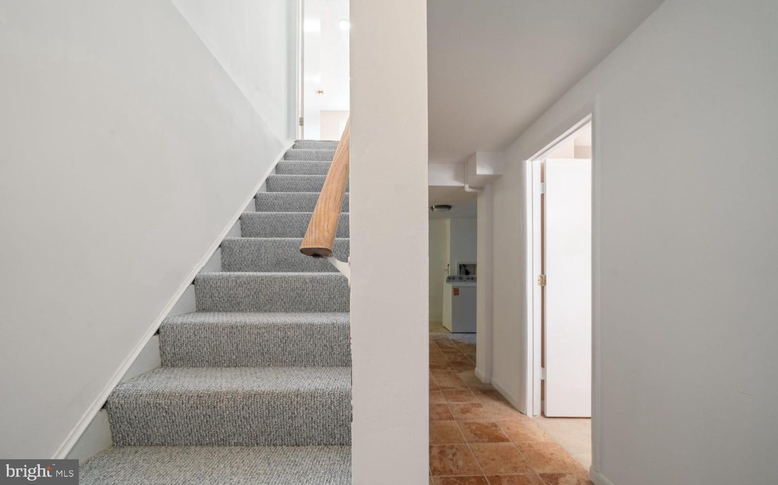 ESTATES AT EAGLE LIE - Residential