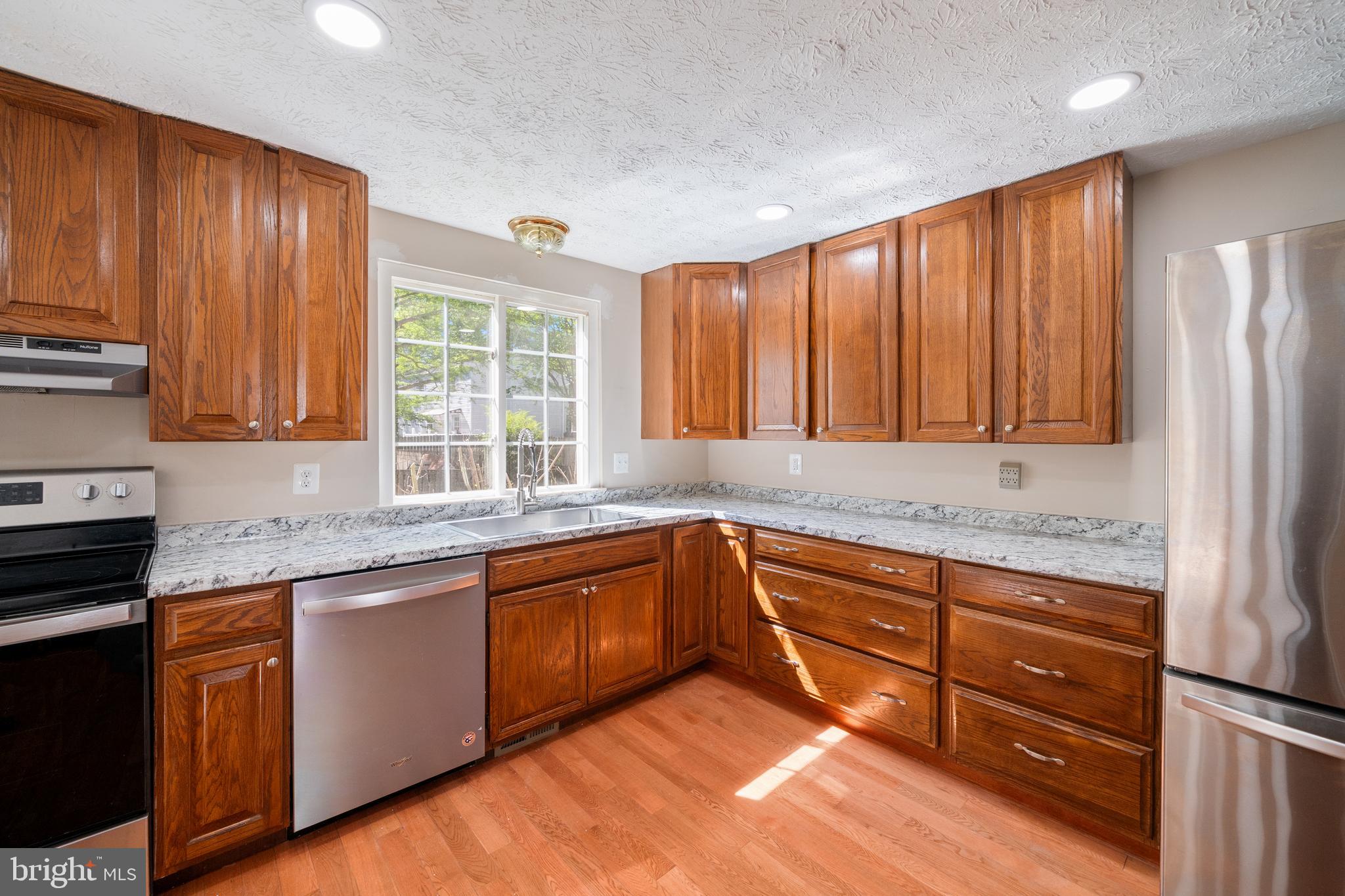 ESTATES AT EAGLE LIE - Residential