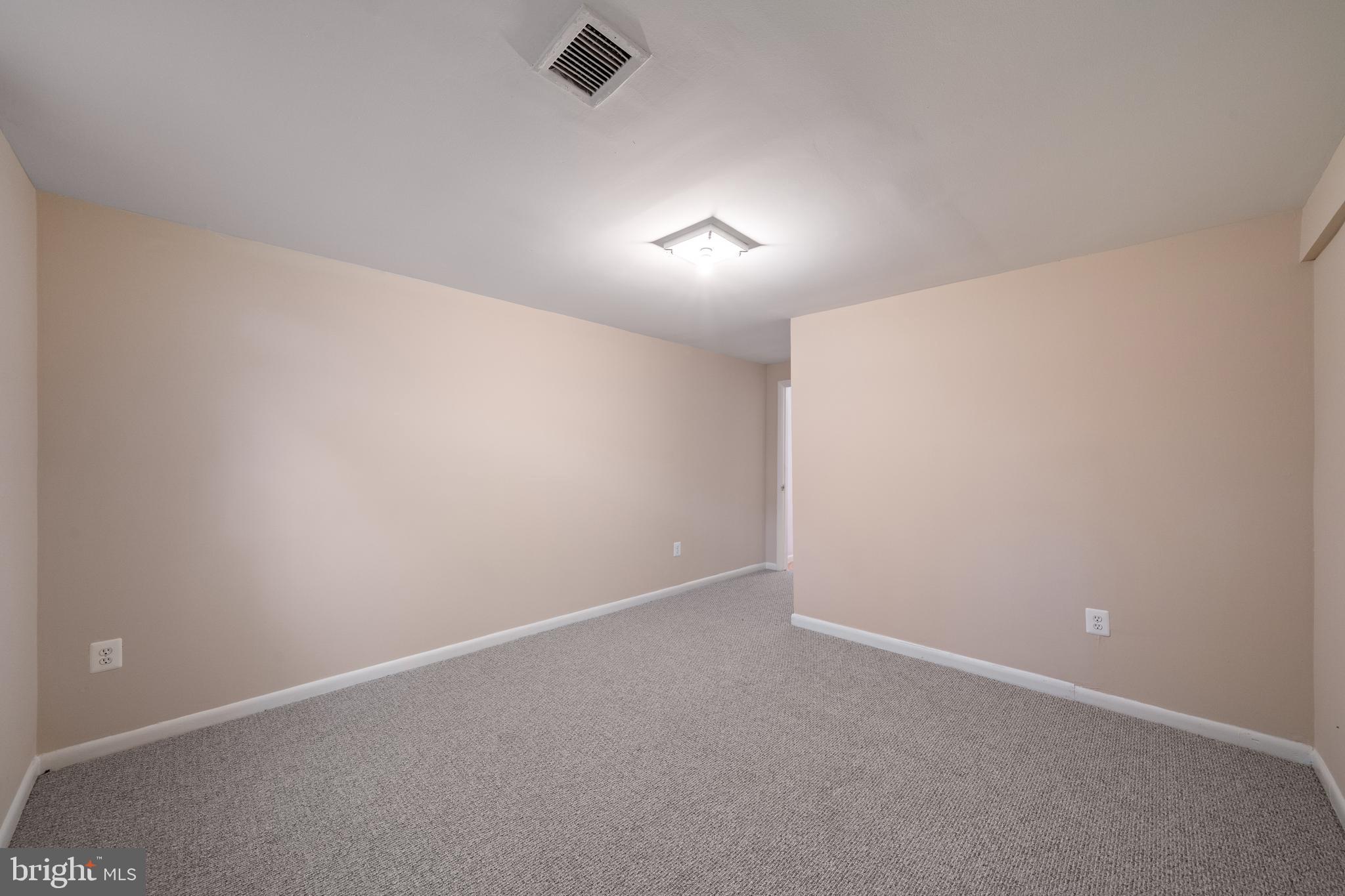 ESTATES AT EAGLE LIE - Residential