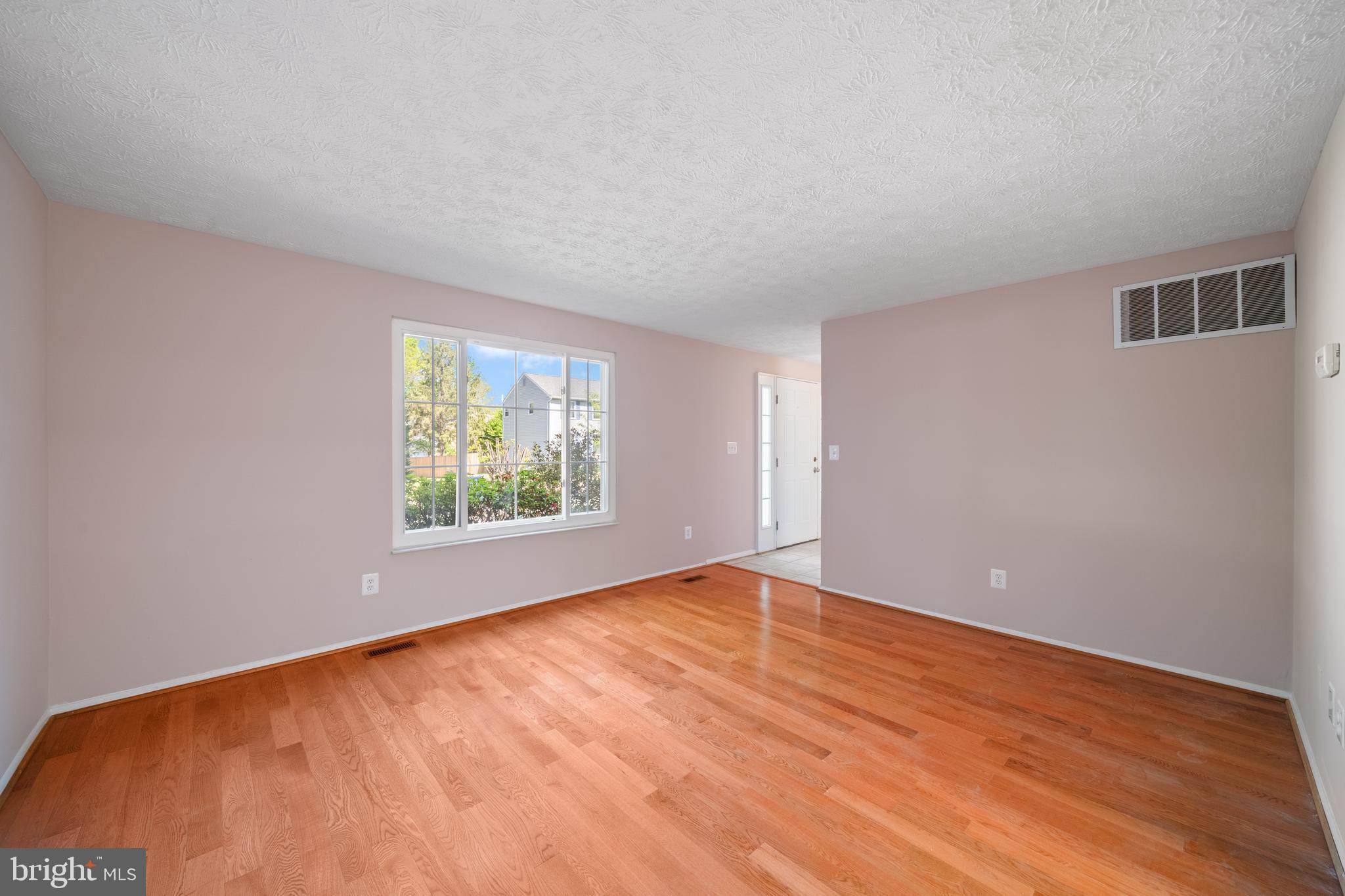 ESTATES AT EAGLE LIE - Residential