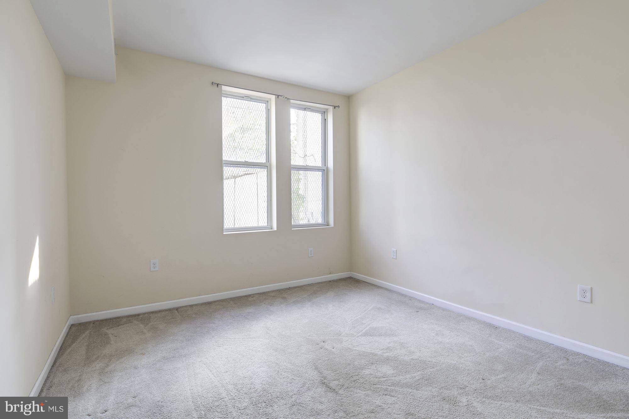 HIGHLANDTOWN - Residential Lease