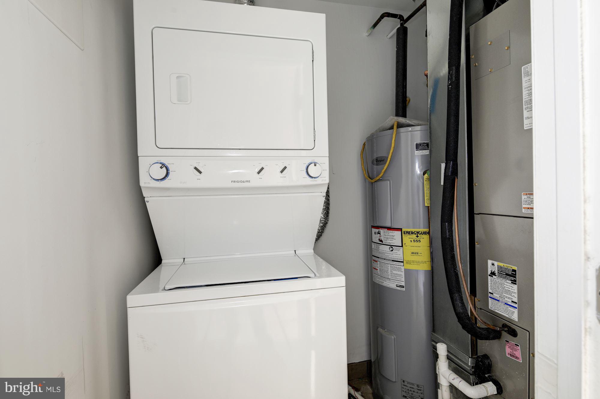 HIGHLANDTOWN - Residential Lease