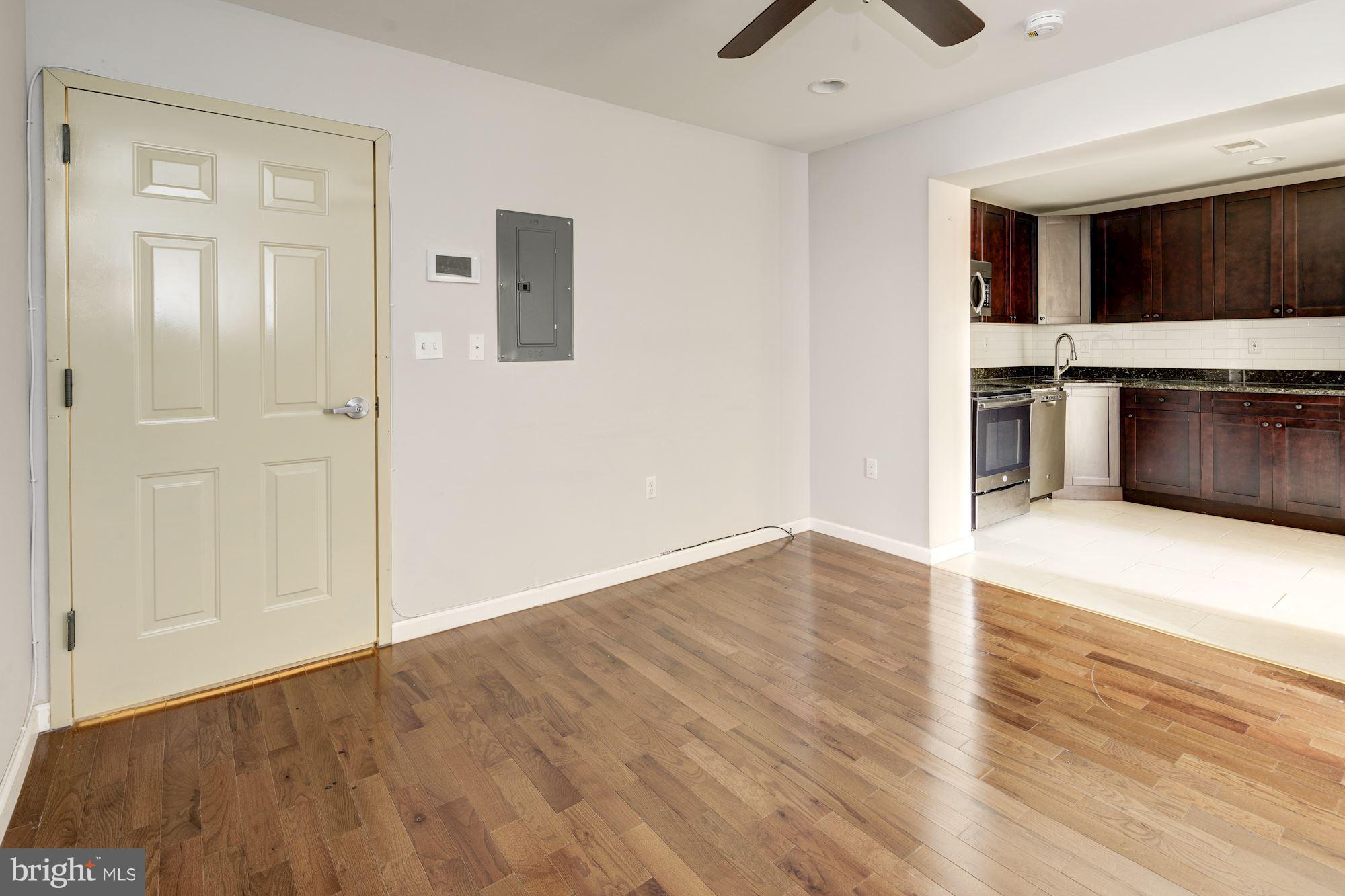HIGHLANDTOWN - Residential Lease