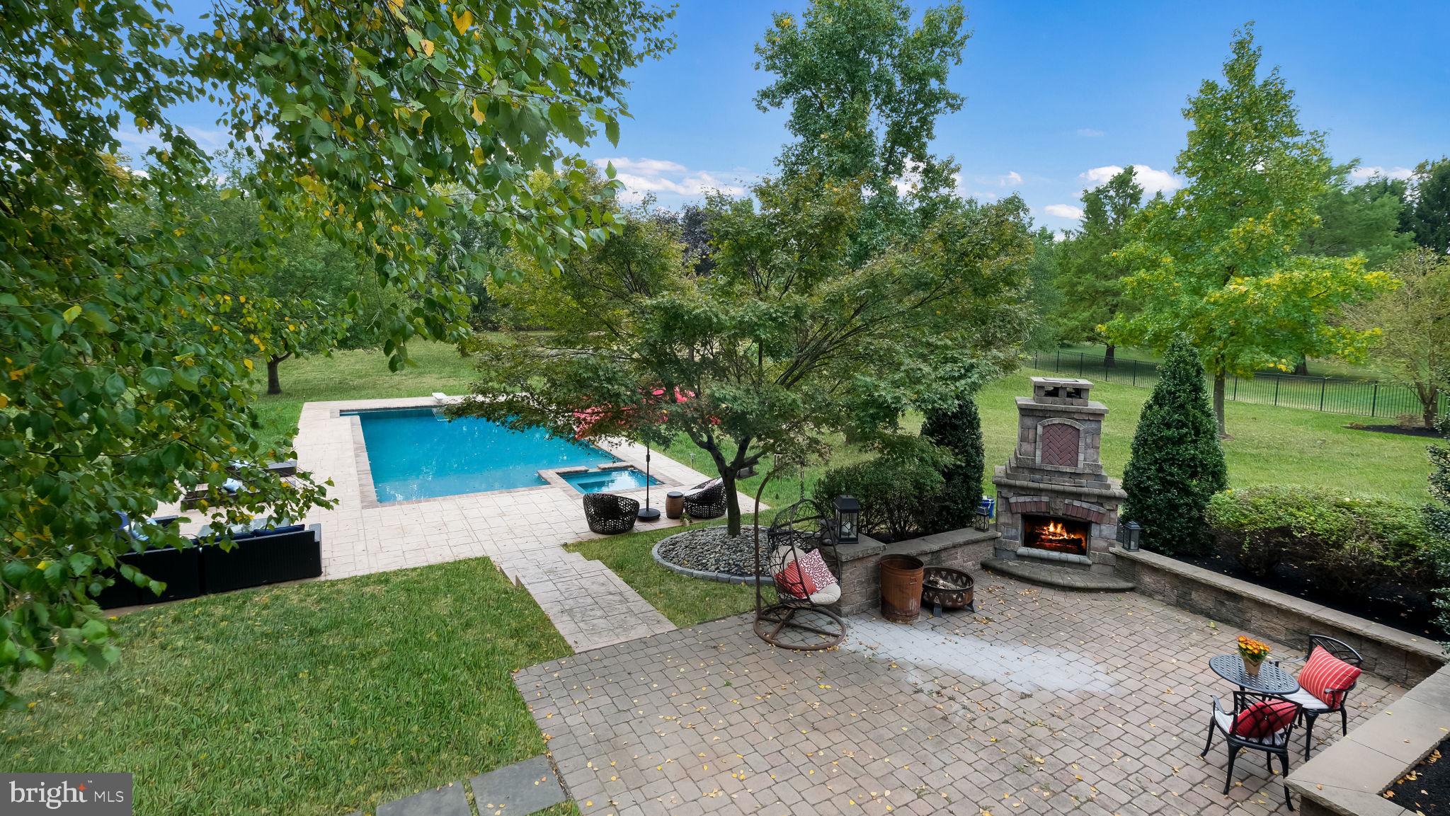 THE MEADOWS - Residential